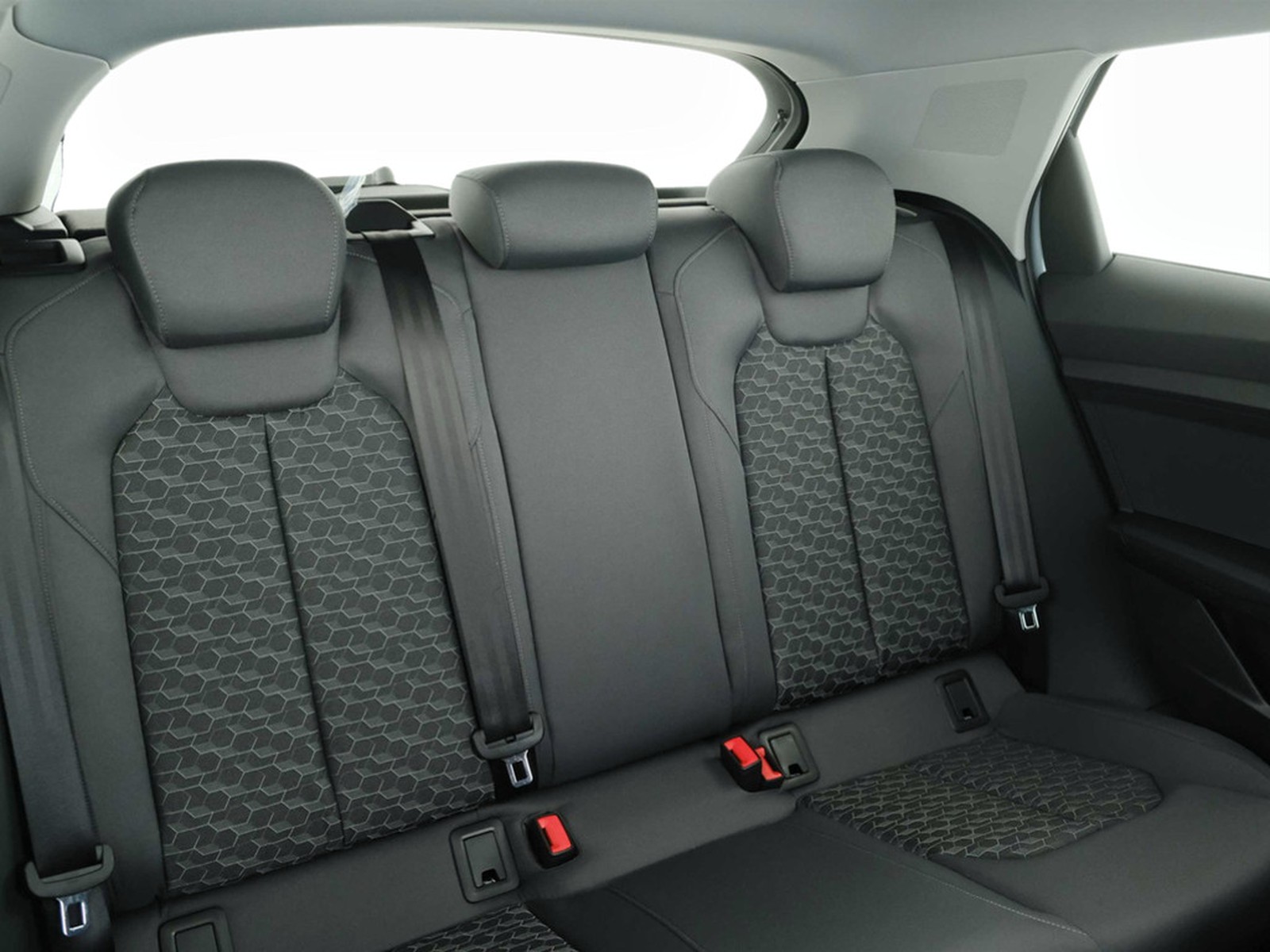 35 - Audi A1 sportback 30 1.0 tfsi 116cv identity black s tronic