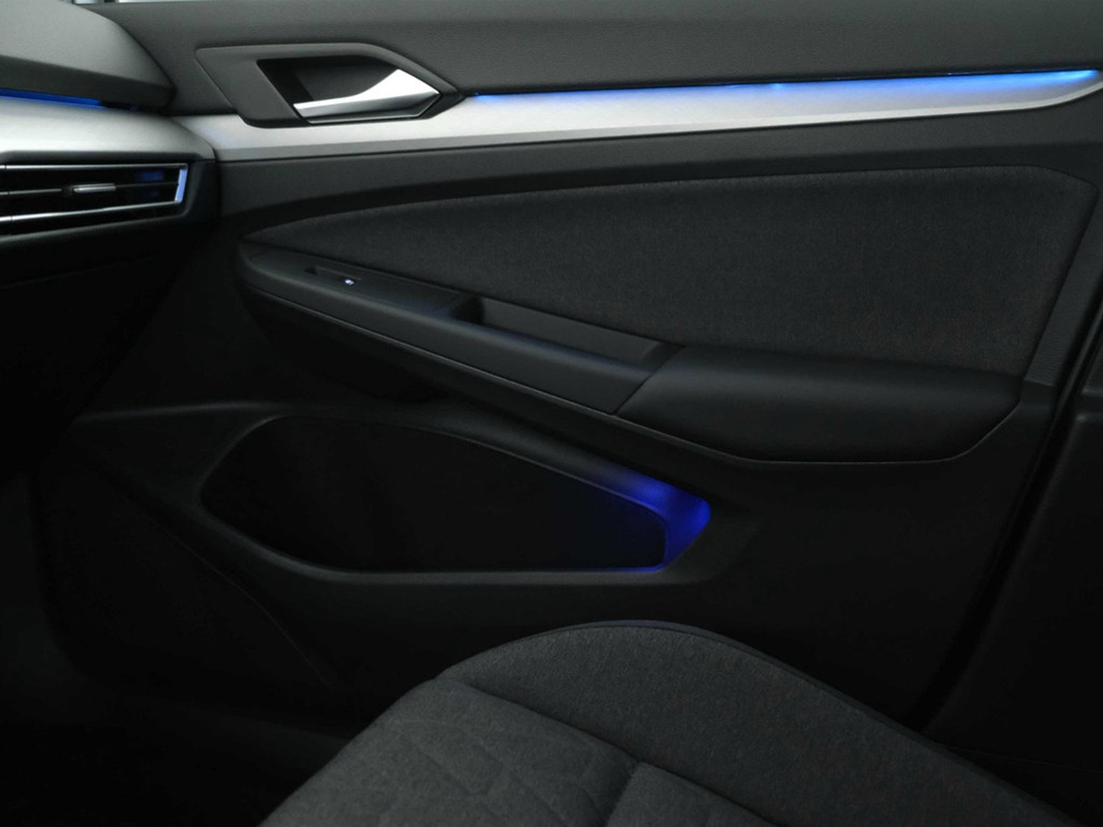 15 - Volkswagen Golf 1.5 tsi ehybrid 204cv edition plus dsg