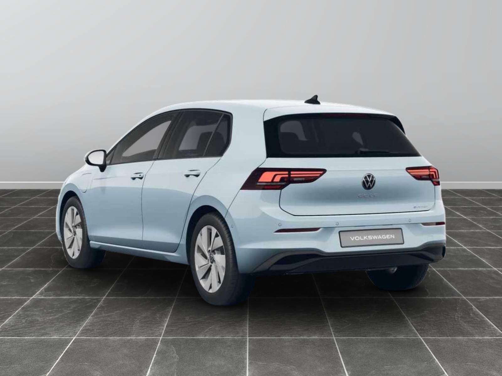 3 - Volkswagen Golf 1.5 tsi ehybrid 204cv edition plus dsg