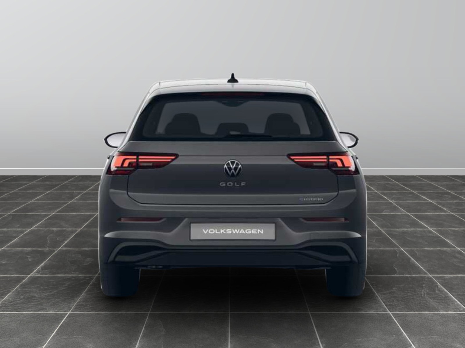 4 - Volkswagen Golf 1.5 tsi ehybrid 204cv edition plus dsg