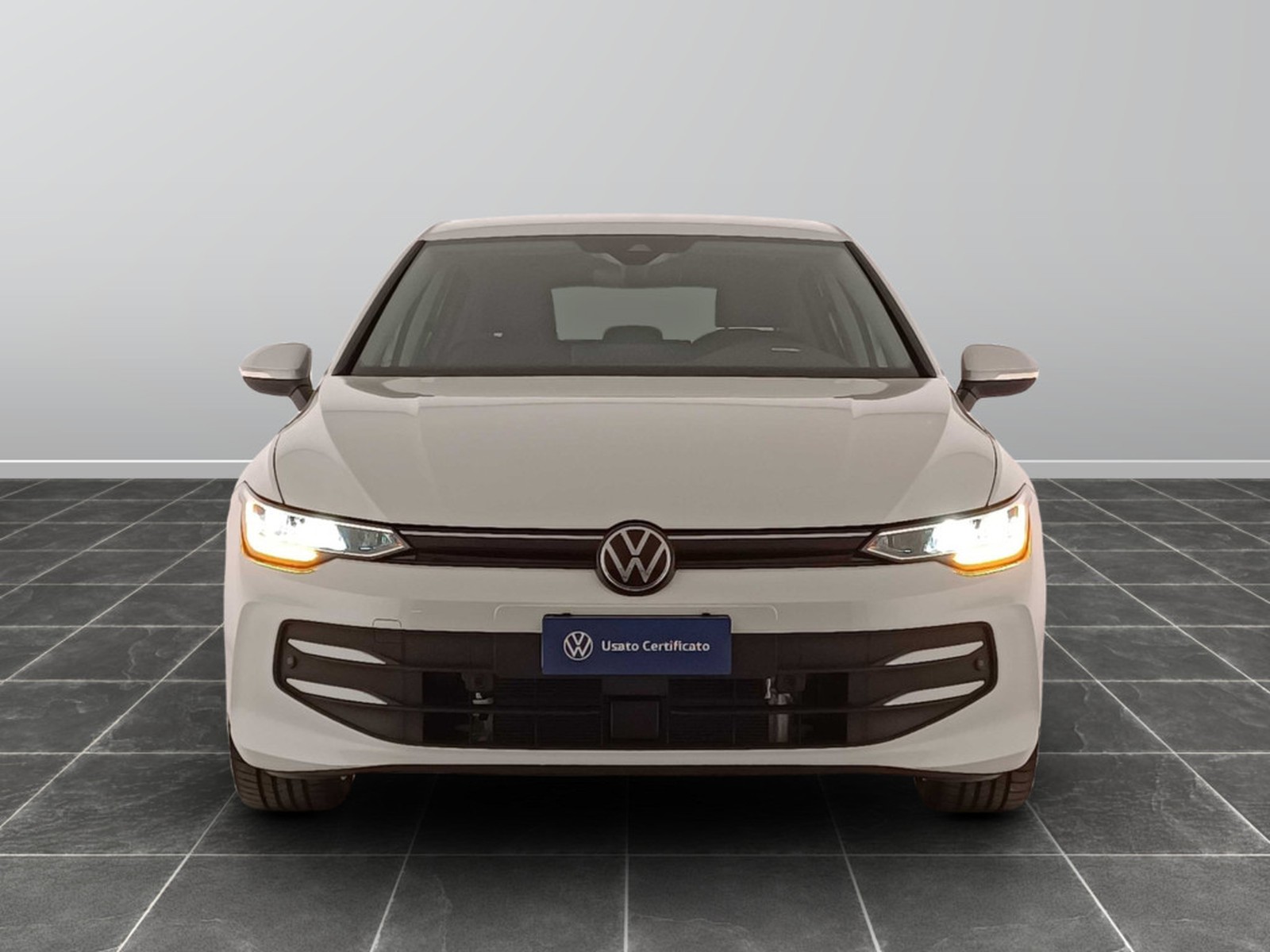 45 - Volkswagen Golf 1.5 tsi ehybrid 204cv edition plus dsg