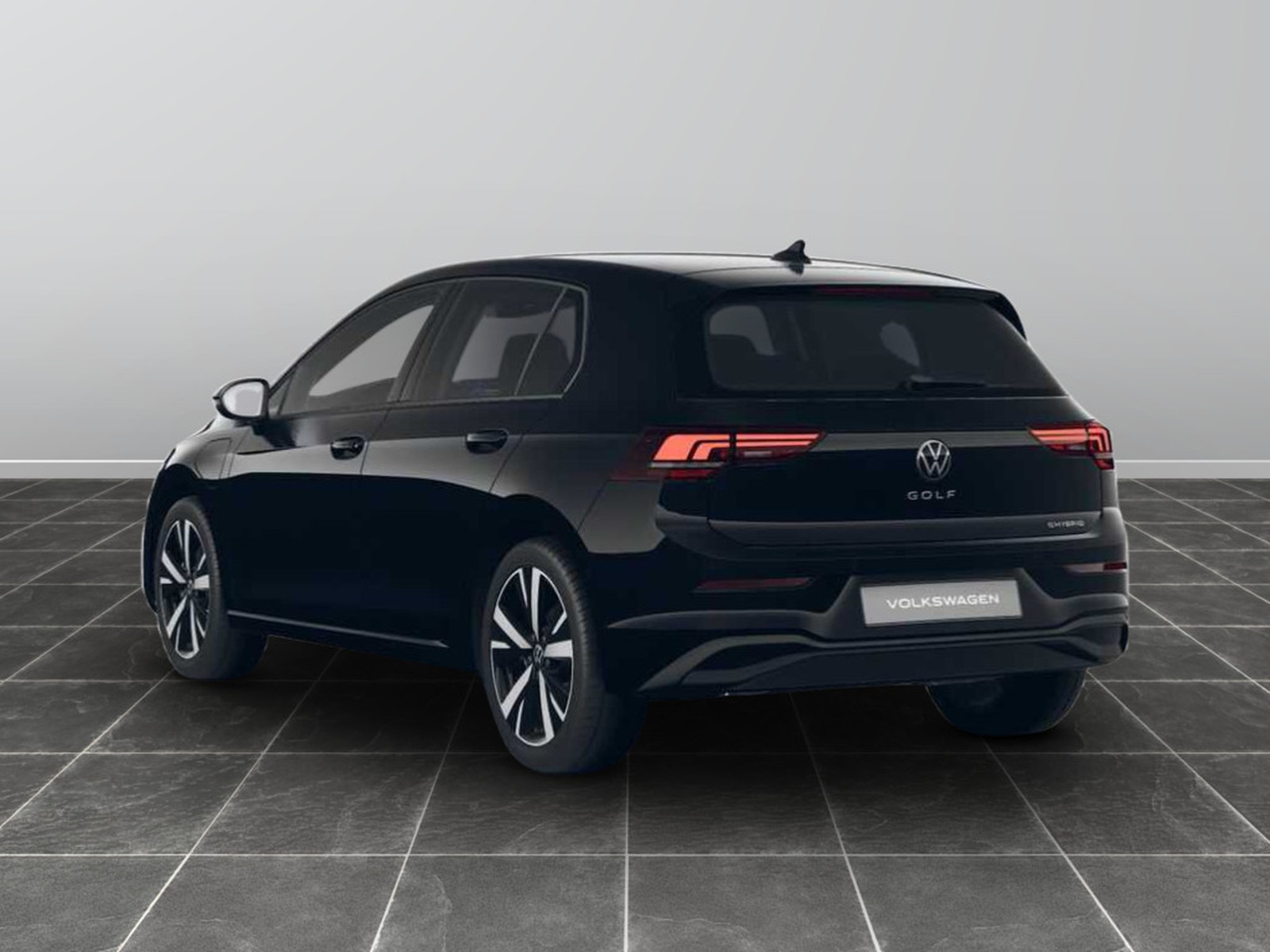 3 - Volkswagen Golf 1.5 tsi ehybrid 204cv edition plus dsg