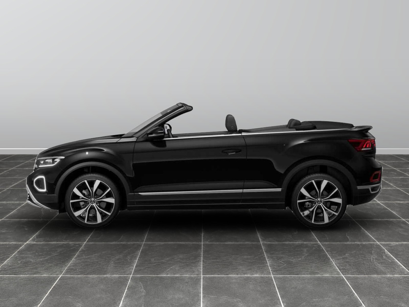 2 - Volkswagen T-Roc cabriolet 1.5 tsi act style dsg