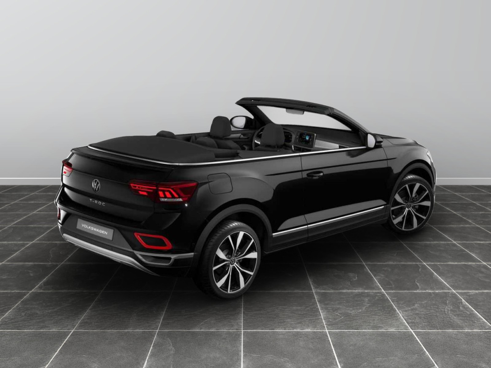 5 - Volkswagen T-Roc cabriolet 1.5 tsi act style dsg