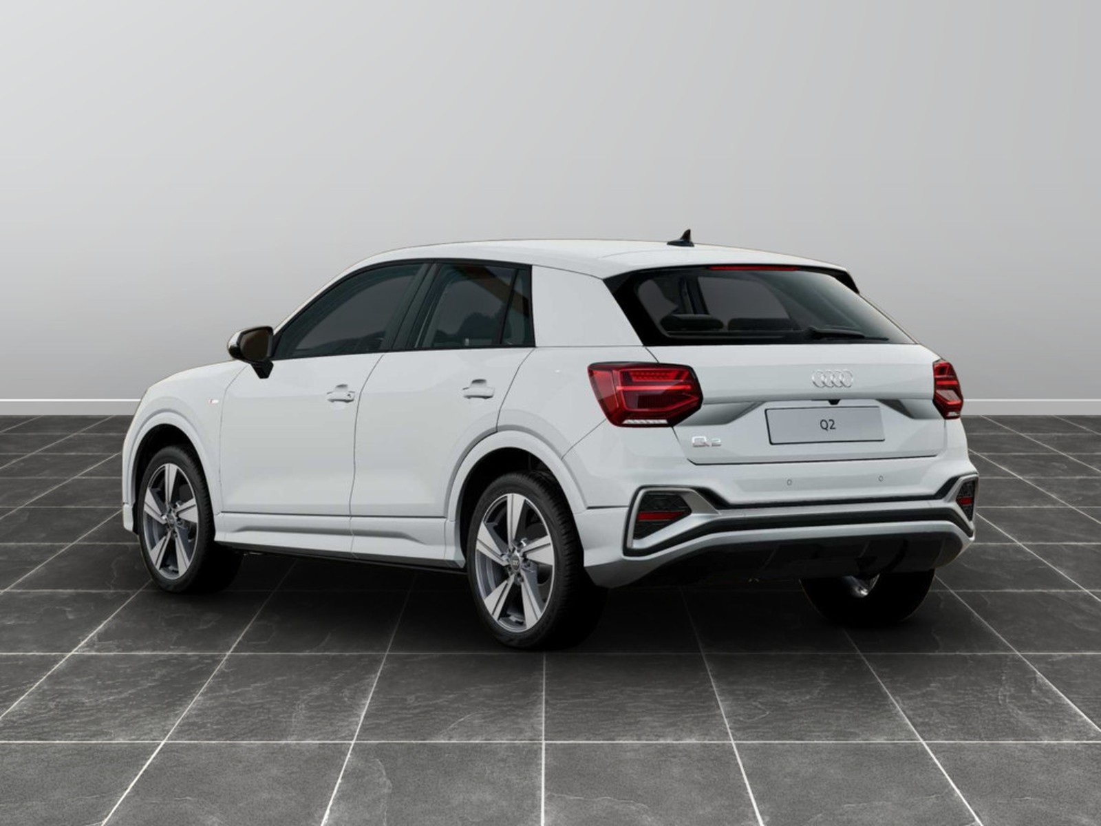 2 - Audi Q2 35 2.0 tdi s line edition s tronic