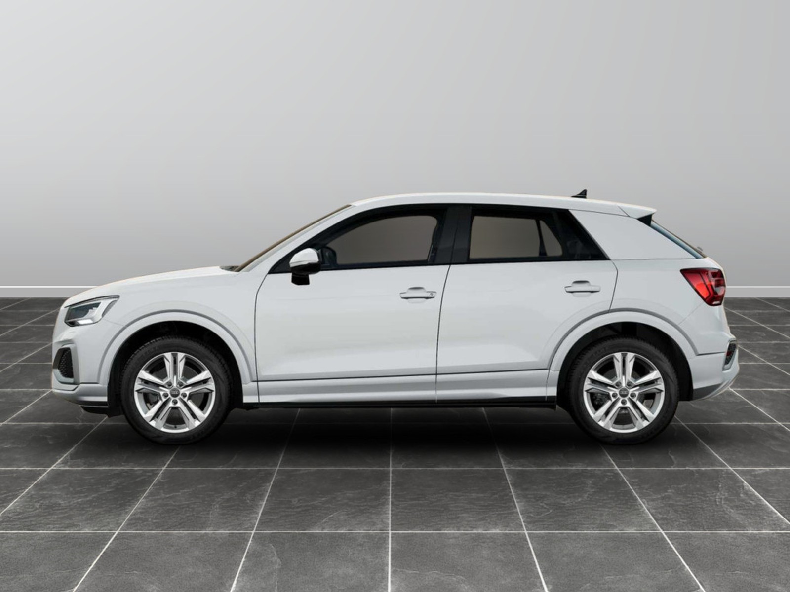 3 - Audi Q2 35 2.0 tdi business advanced s tronic