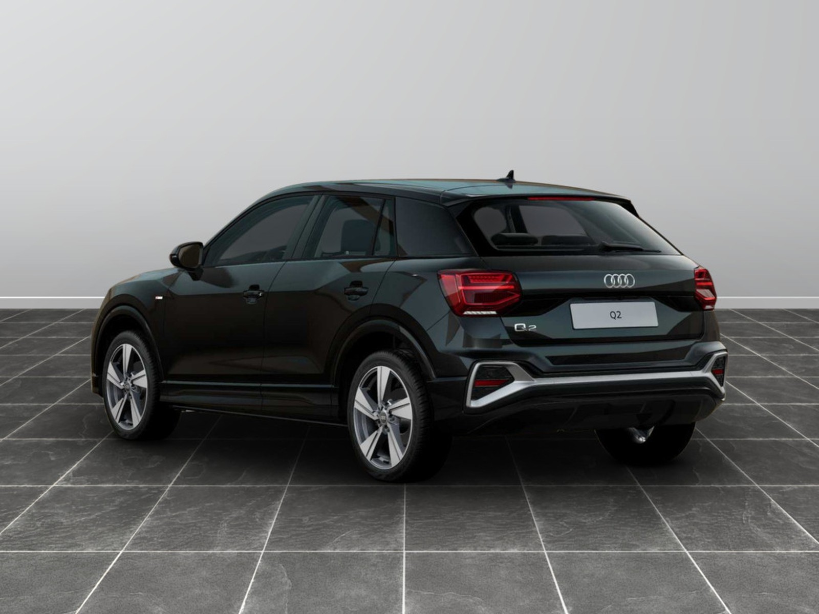 2 - Audi Q2 35 1.5 tfsi s line edition