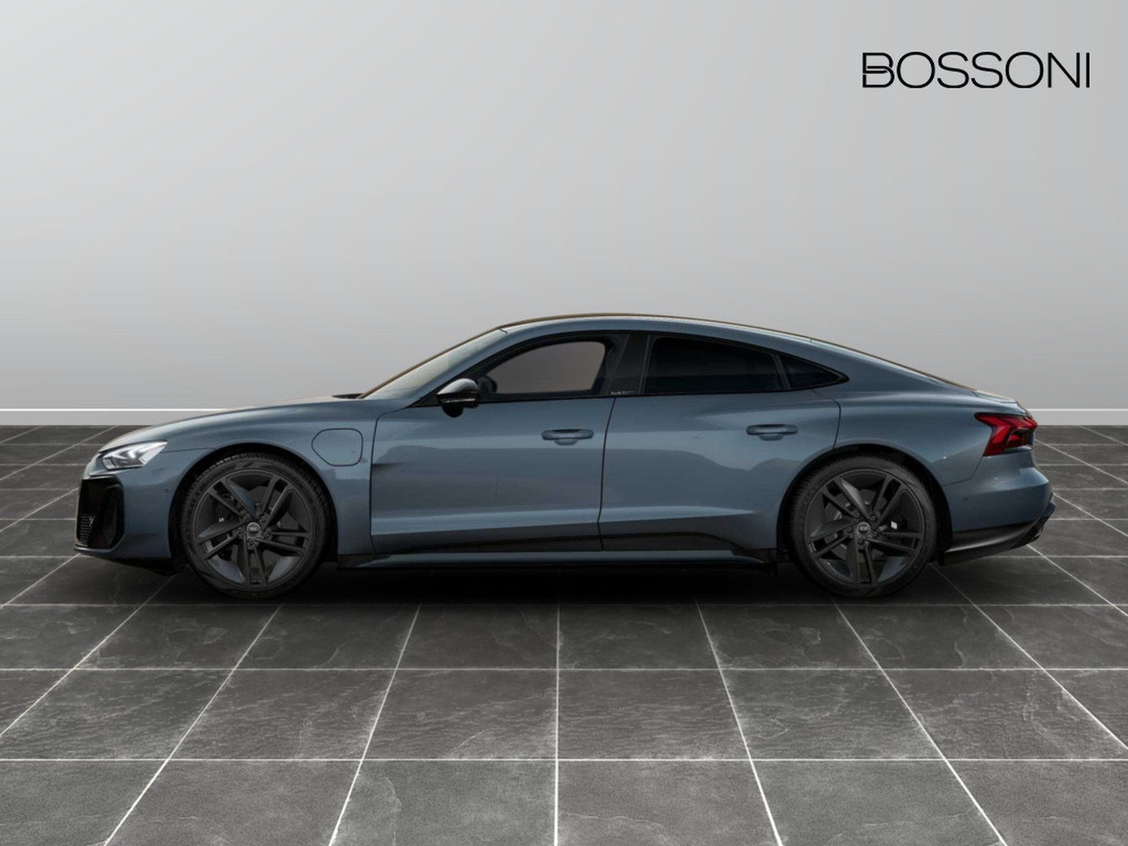 3 - Audi e-tron GT s quattro