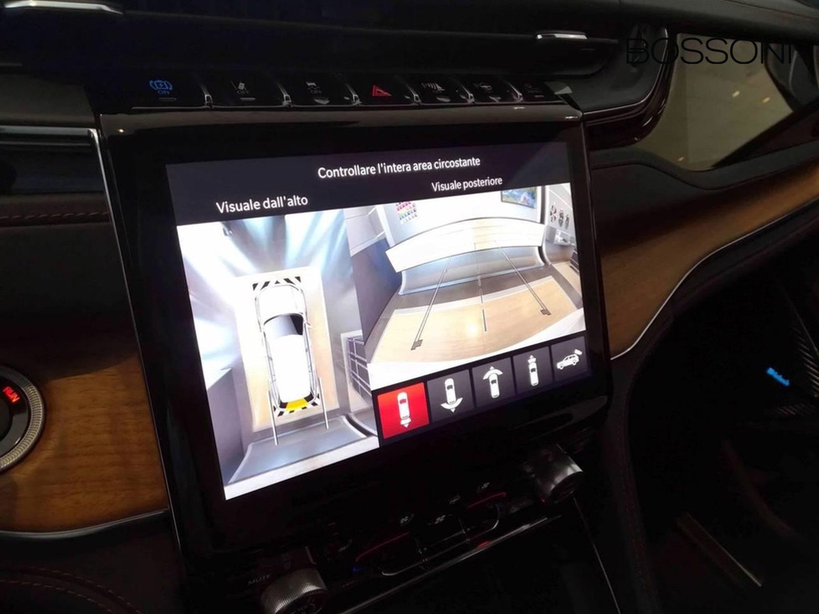 11 - Jeep Grand Cherokee 2.0 atx phev summit reserve 4xe auto