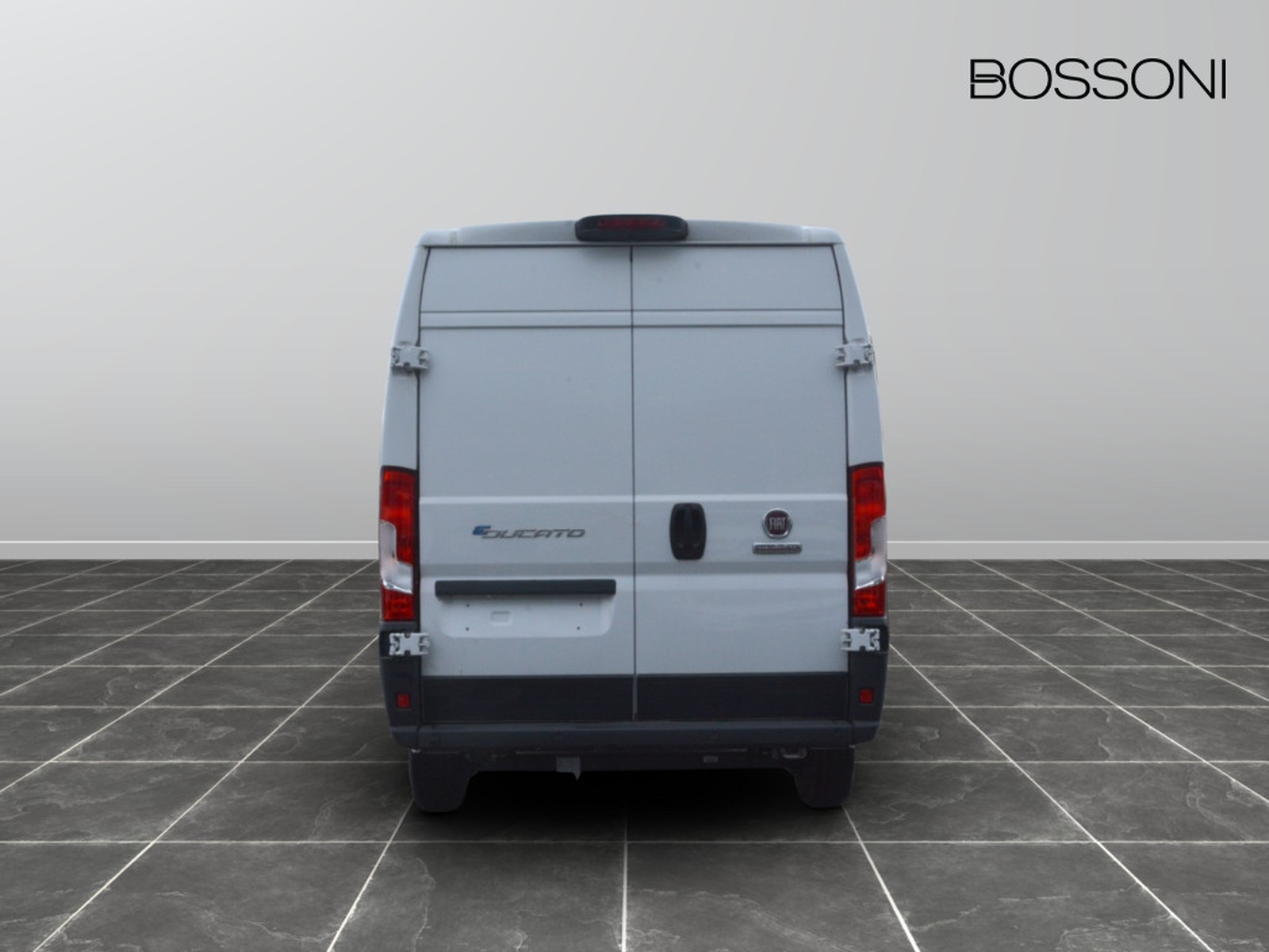 4 - Fiat Professional Ducato e 35 lh2 122cv 47kwh