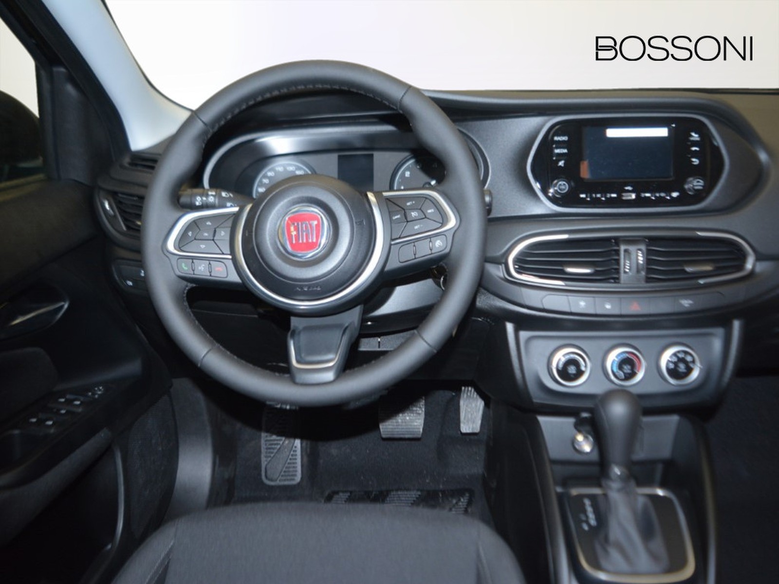 11 - Fiat Tipo 5 porte 1.5 t4 hybrid 130cv dct