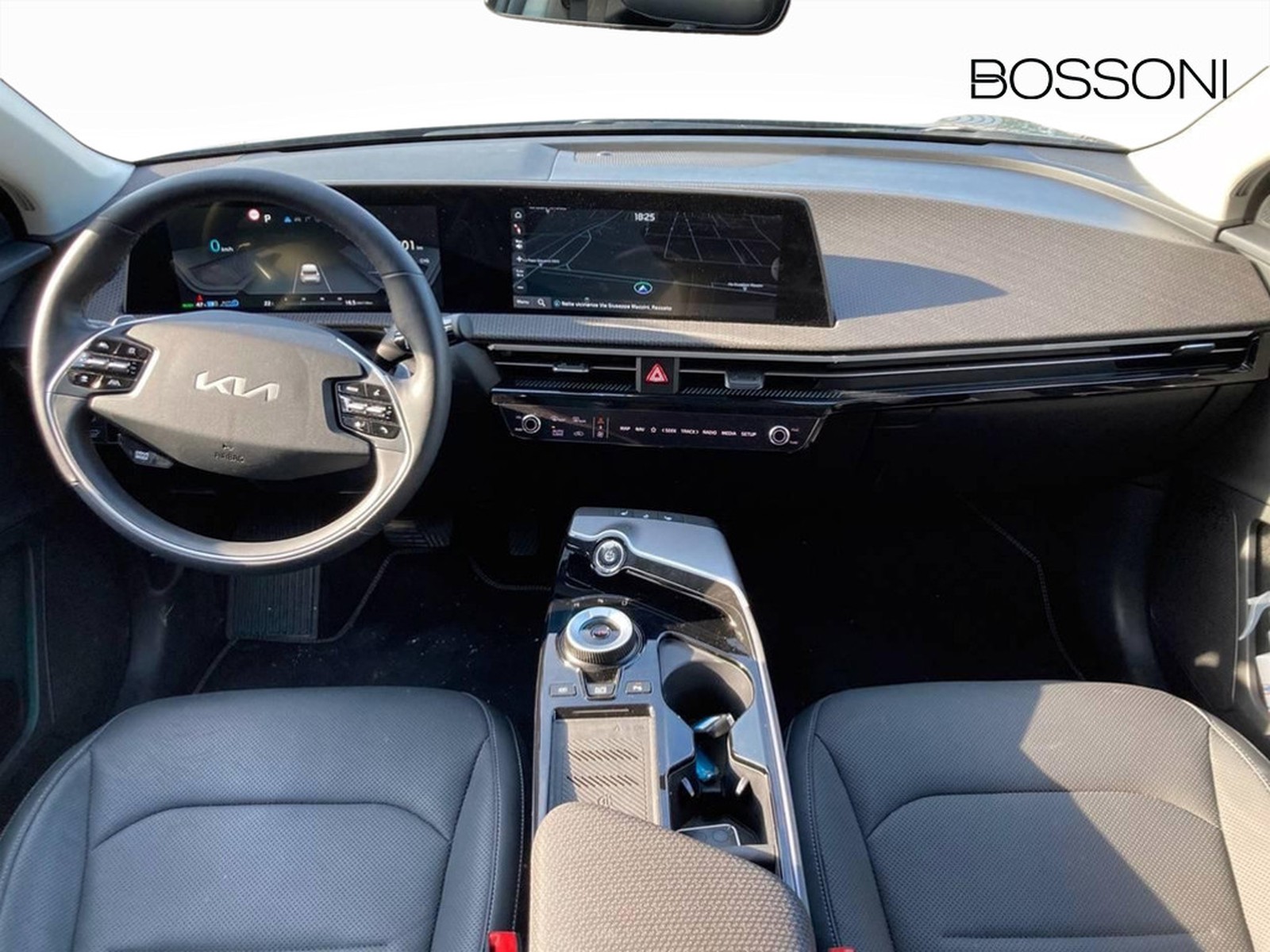 5 - Kia EV6 77,4 kwh air special edition awd