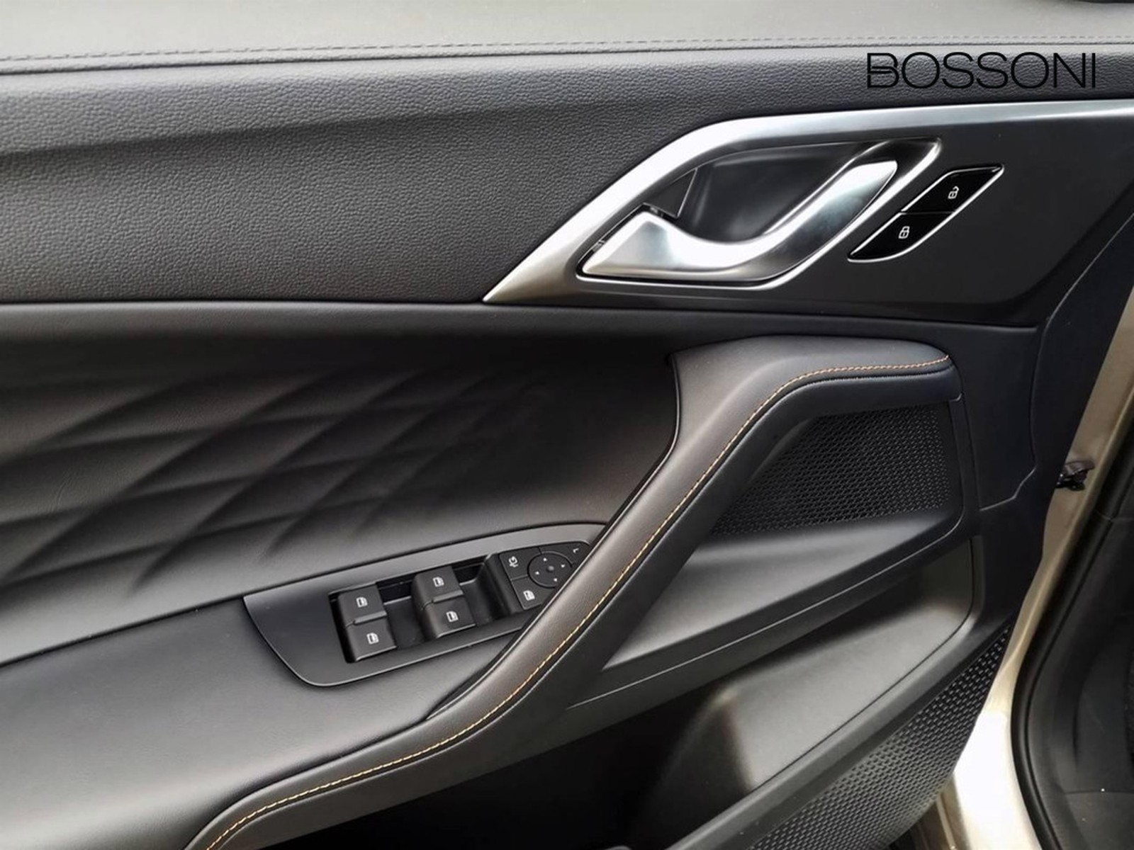 15 - Mg HS 1.5 phev luxury auto