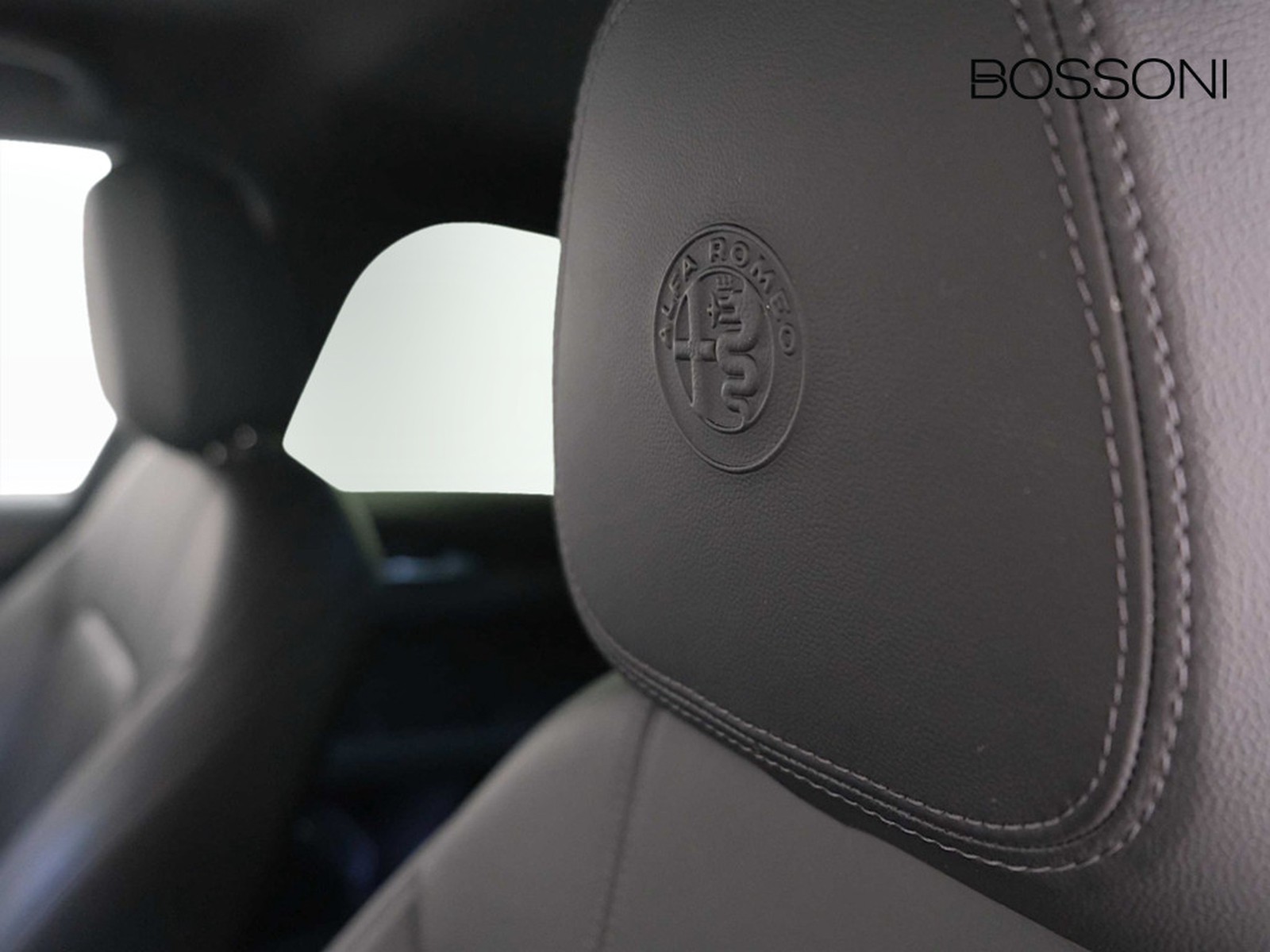 22 - Alfa Romeo Stelvio 2.2 turbo 210cv veloce ti q4 at8