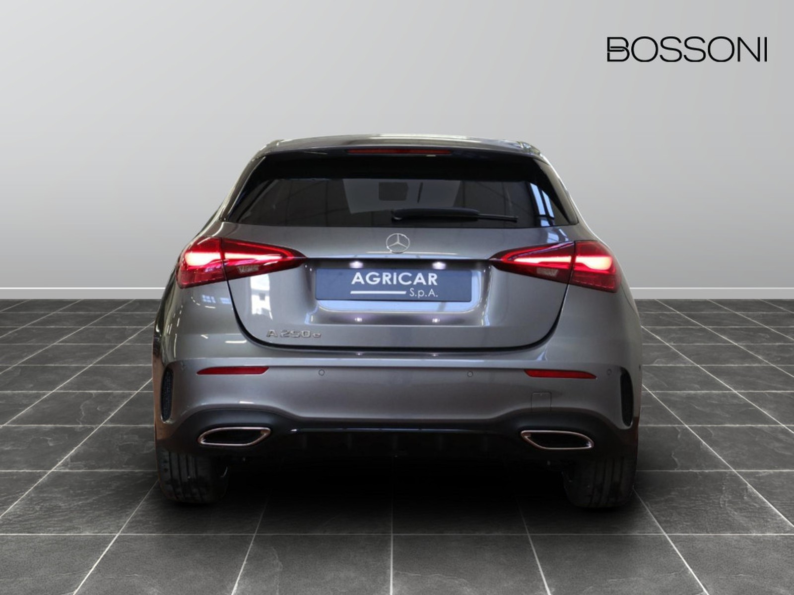 6 - Mercedes Classe A 250 e plug-in-hybrid amg line advanced plus speedshift dct amg 8g