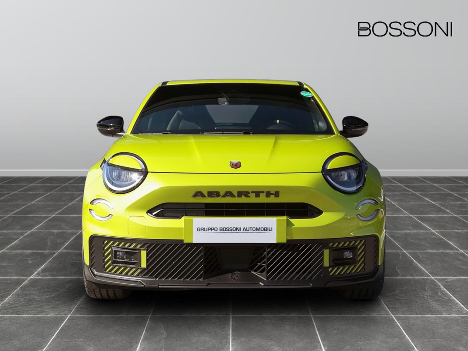 2 - Abarth 600e 54kwh turismo