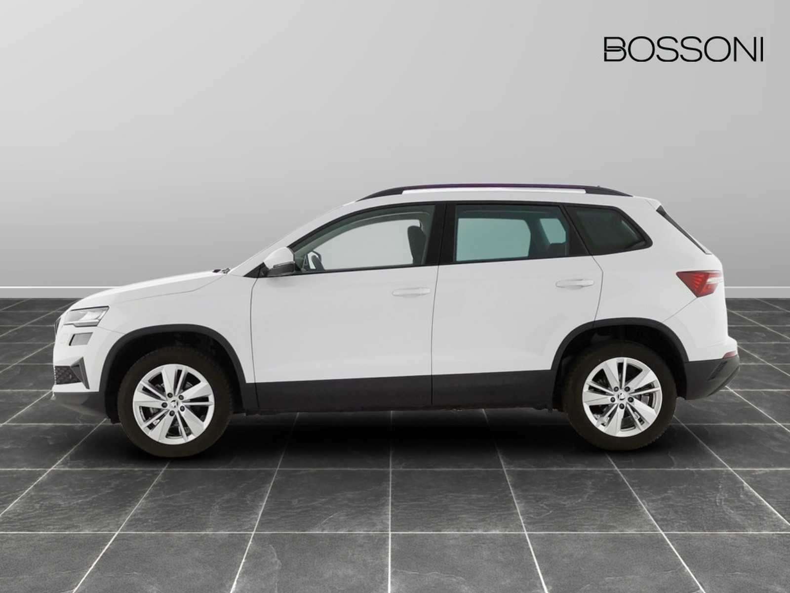 3 - Skoda Karoq 1.0 tsi act 115cv executive