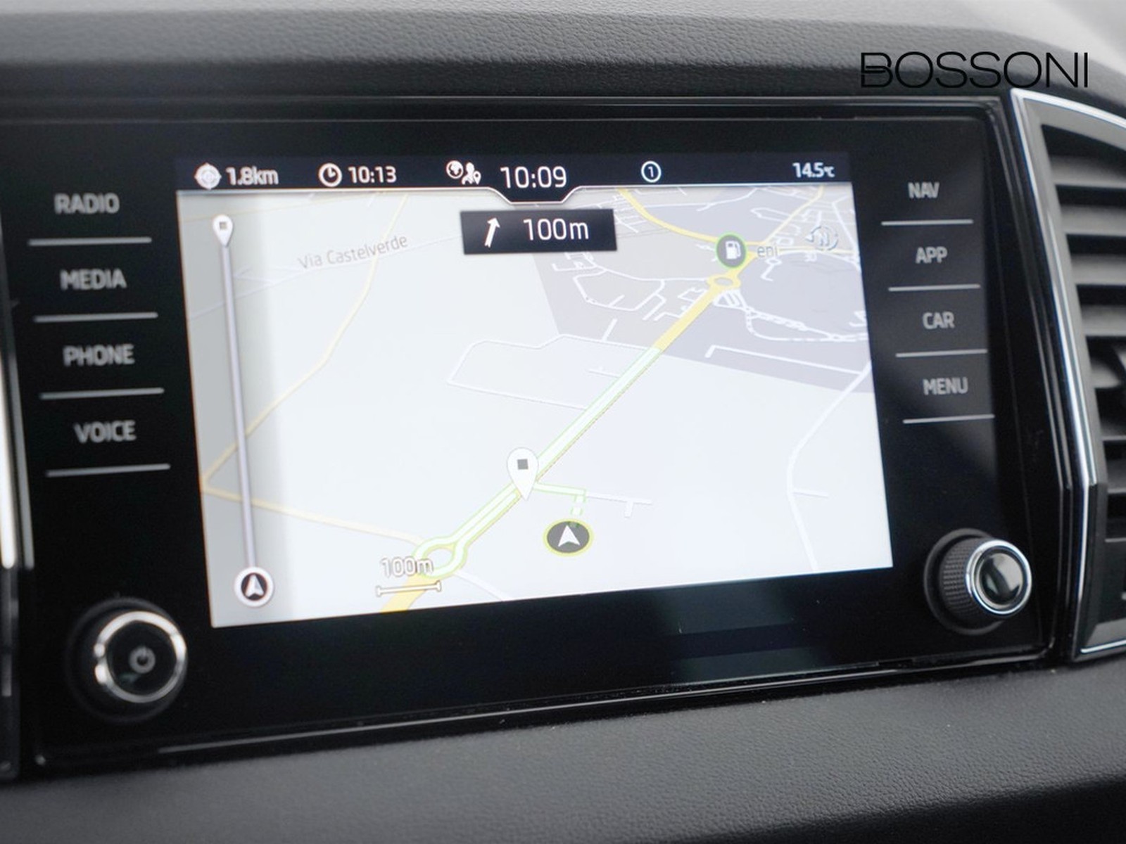 28 - Skoda Karoq 1.0 tsi act 115cv executive