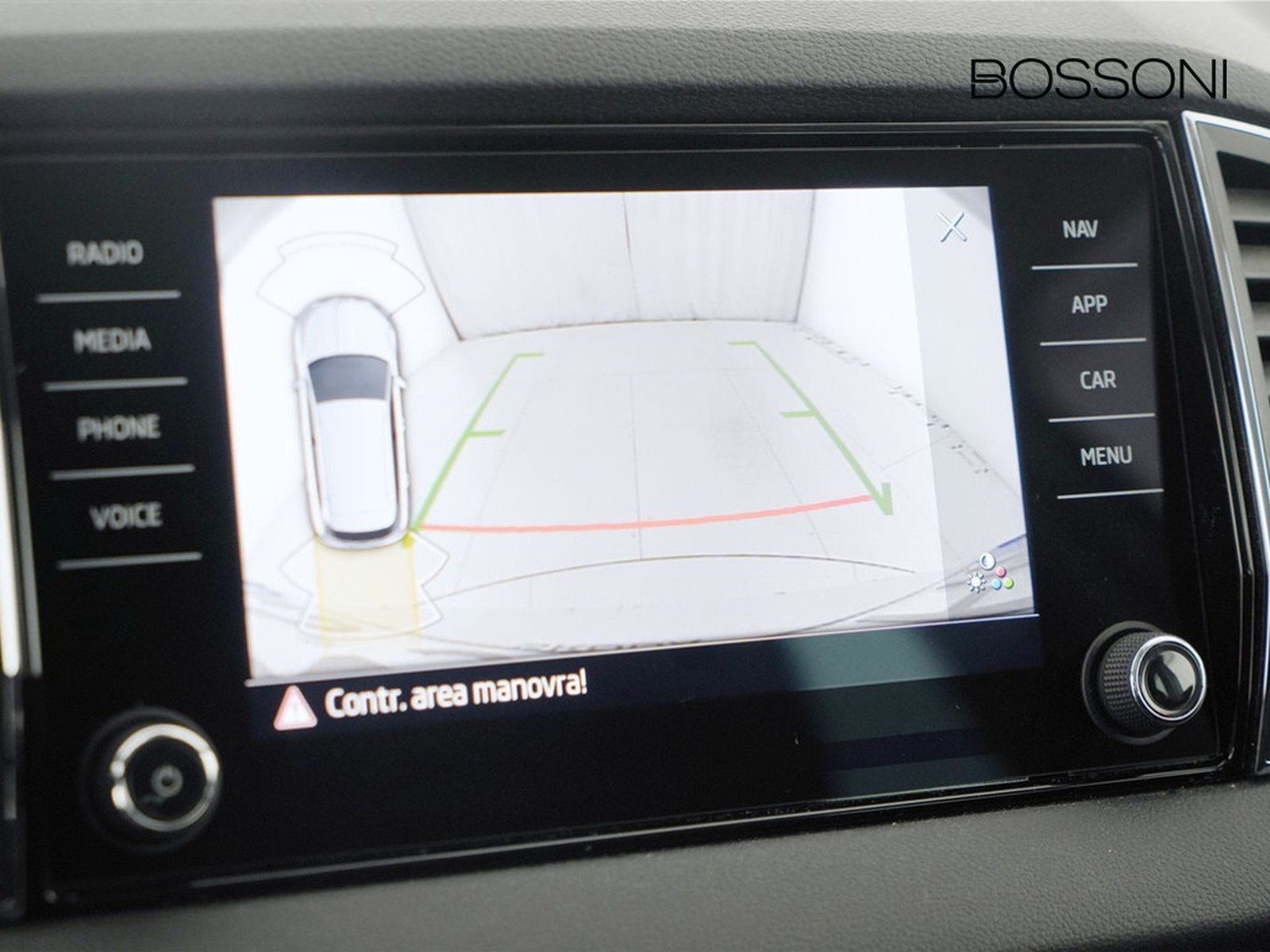 29 - Skoda Karoq 1.0 tsi act 115cv executive