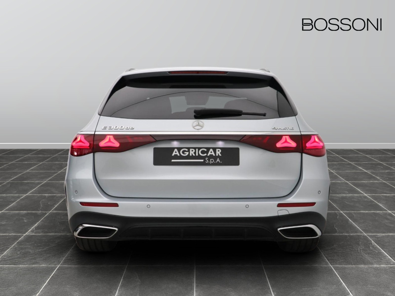 6 - Mercedes Classe E station wagon 300 de plug in hybrid amg line advanced plus 4matic 9g-tronic