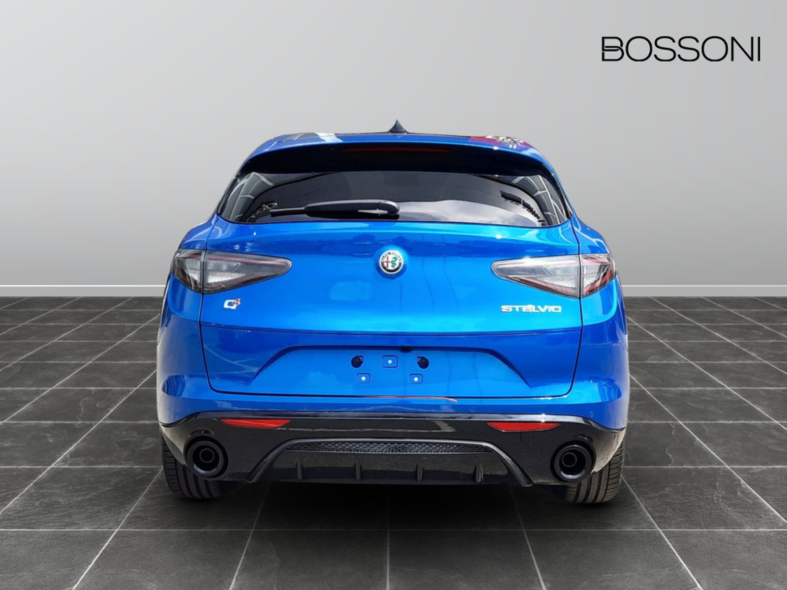 5 - Alfa Romeo Stelvio 2.2 turbo 210cv veloce q4 at8