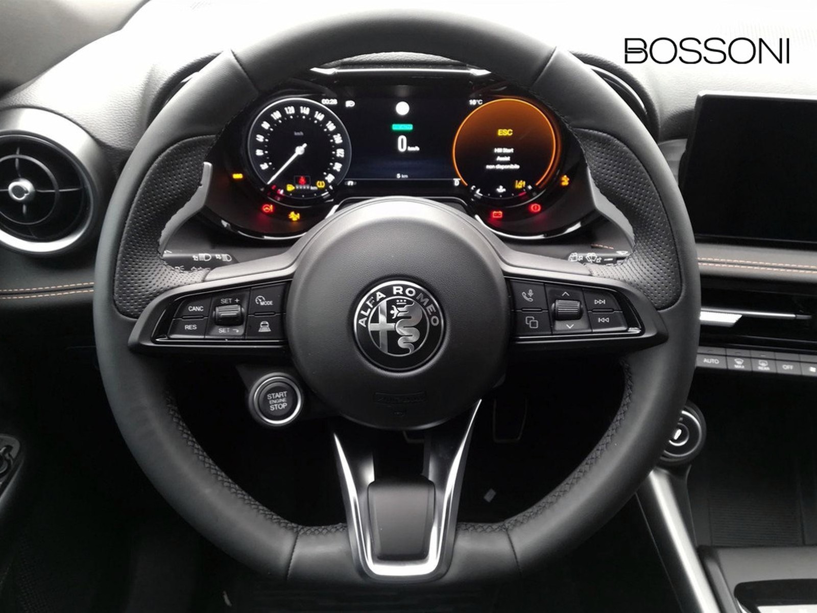 9 - Alfa Romeo Tonale 1.5 hybrid 160cv veloce tct7