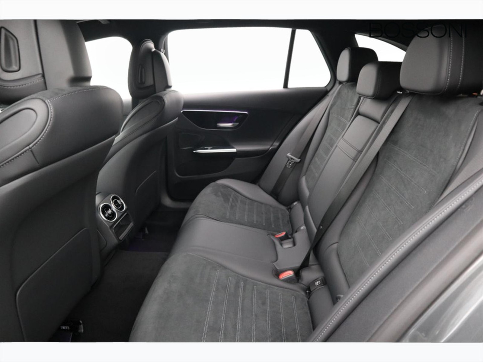 8 - Mercedes Classe C station wagon 300 de plug in hybrid amg line advanced 9g-tronic