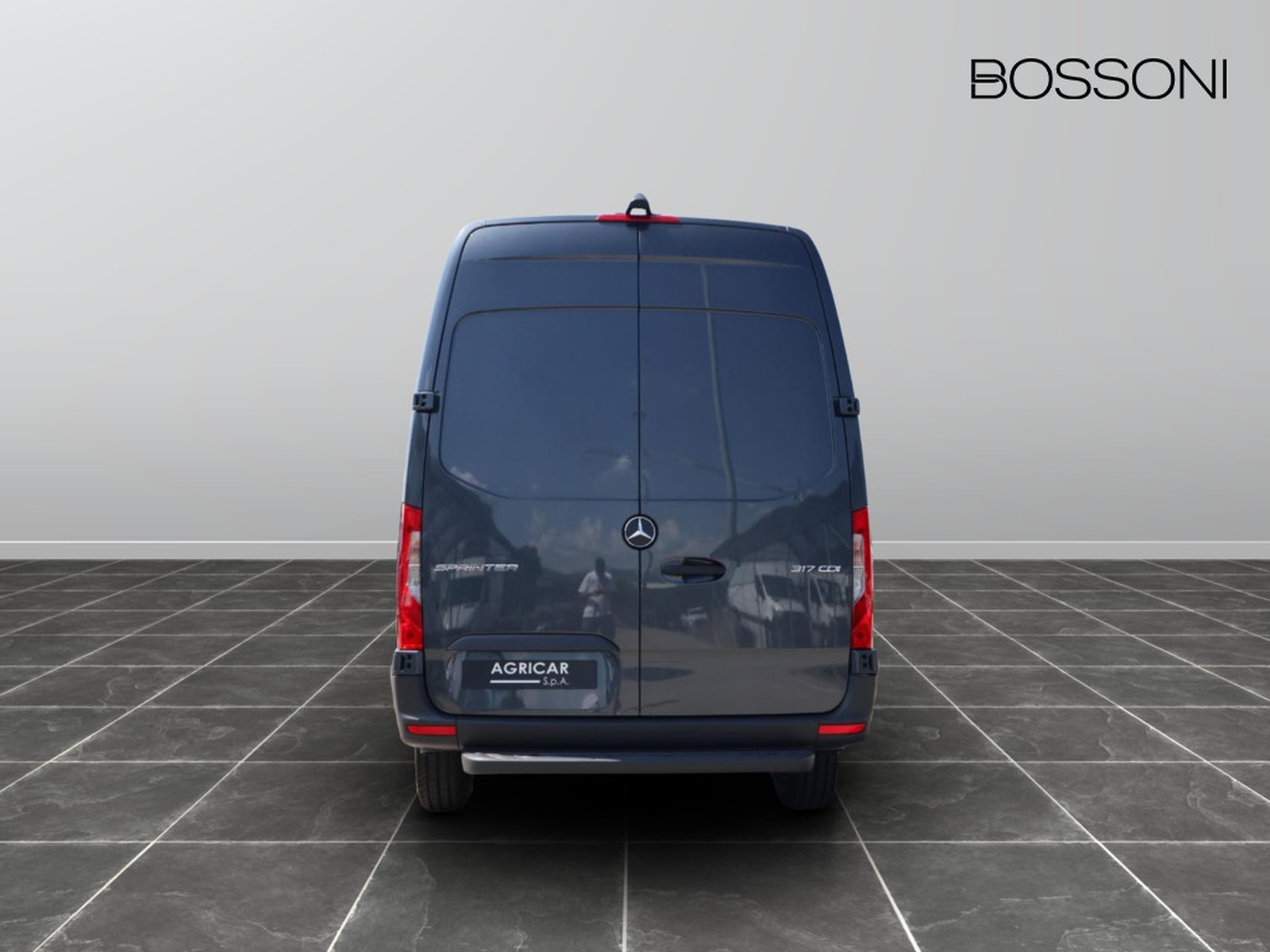 5 - Mercedes Vans Sprinter 317 rwd 2.0 cdi f 37/35 pro