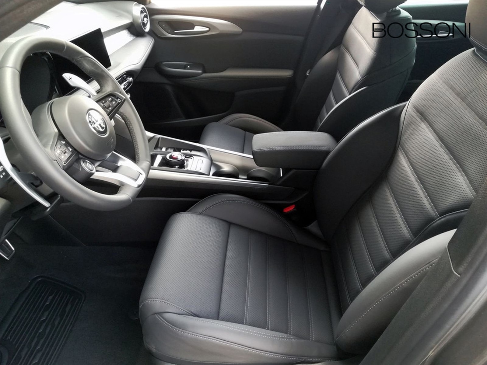 10 - Alfa Romeo Tonale 1.5 hybrid 160cv veloce tct7