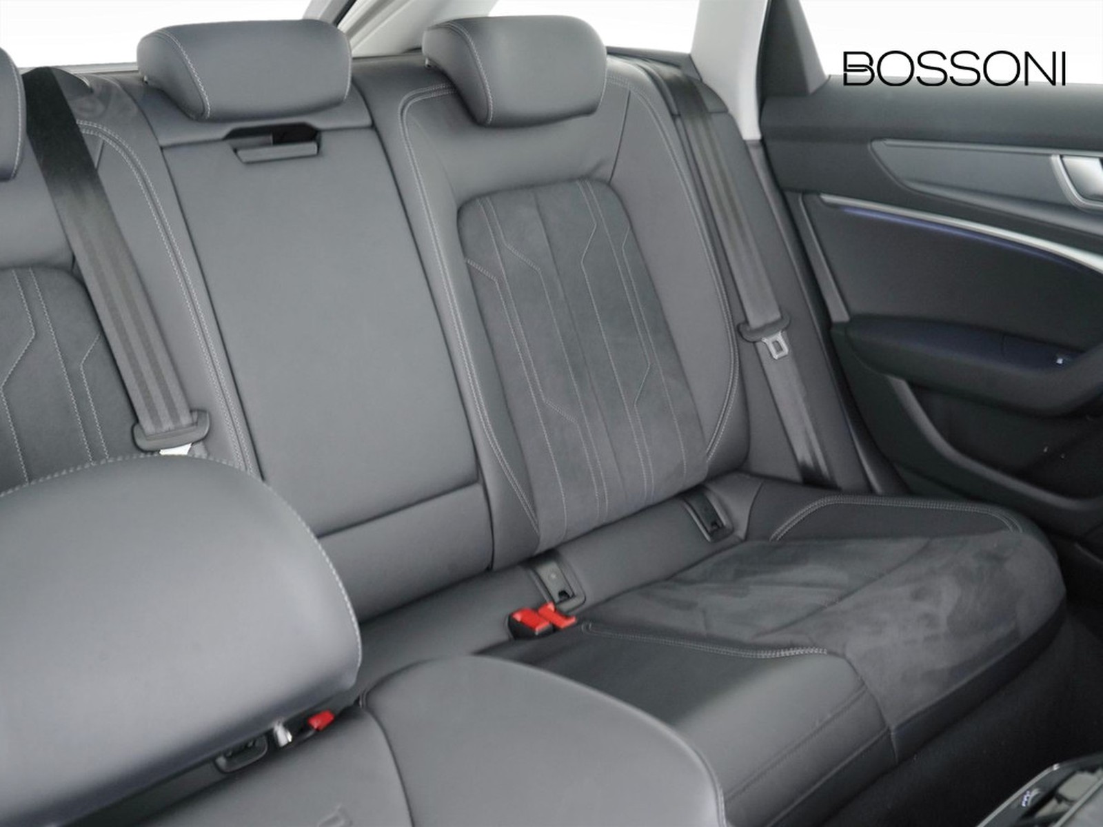 23 - Audi A6 allroad allroad 40 2.0 tdi mhev 12v 204cv business advanced quattro ultra s tronic