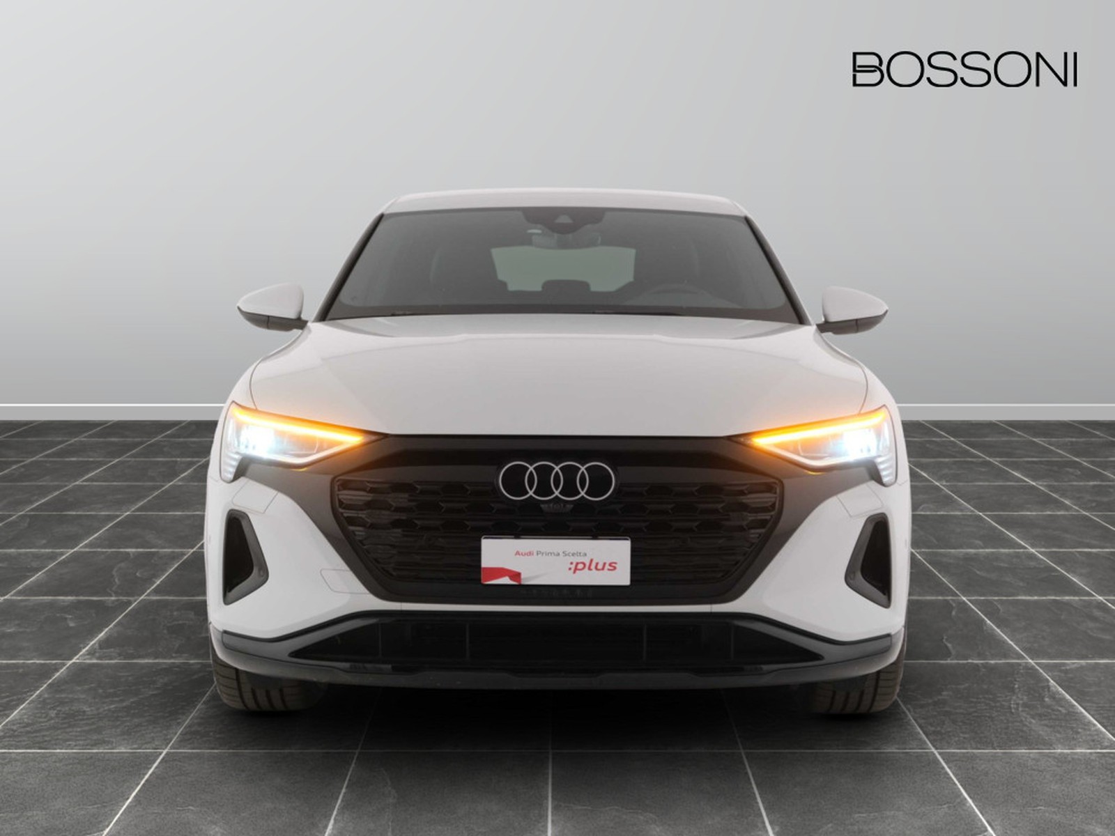 46 - Audi Q8 e-tron 50 business advanced quattro