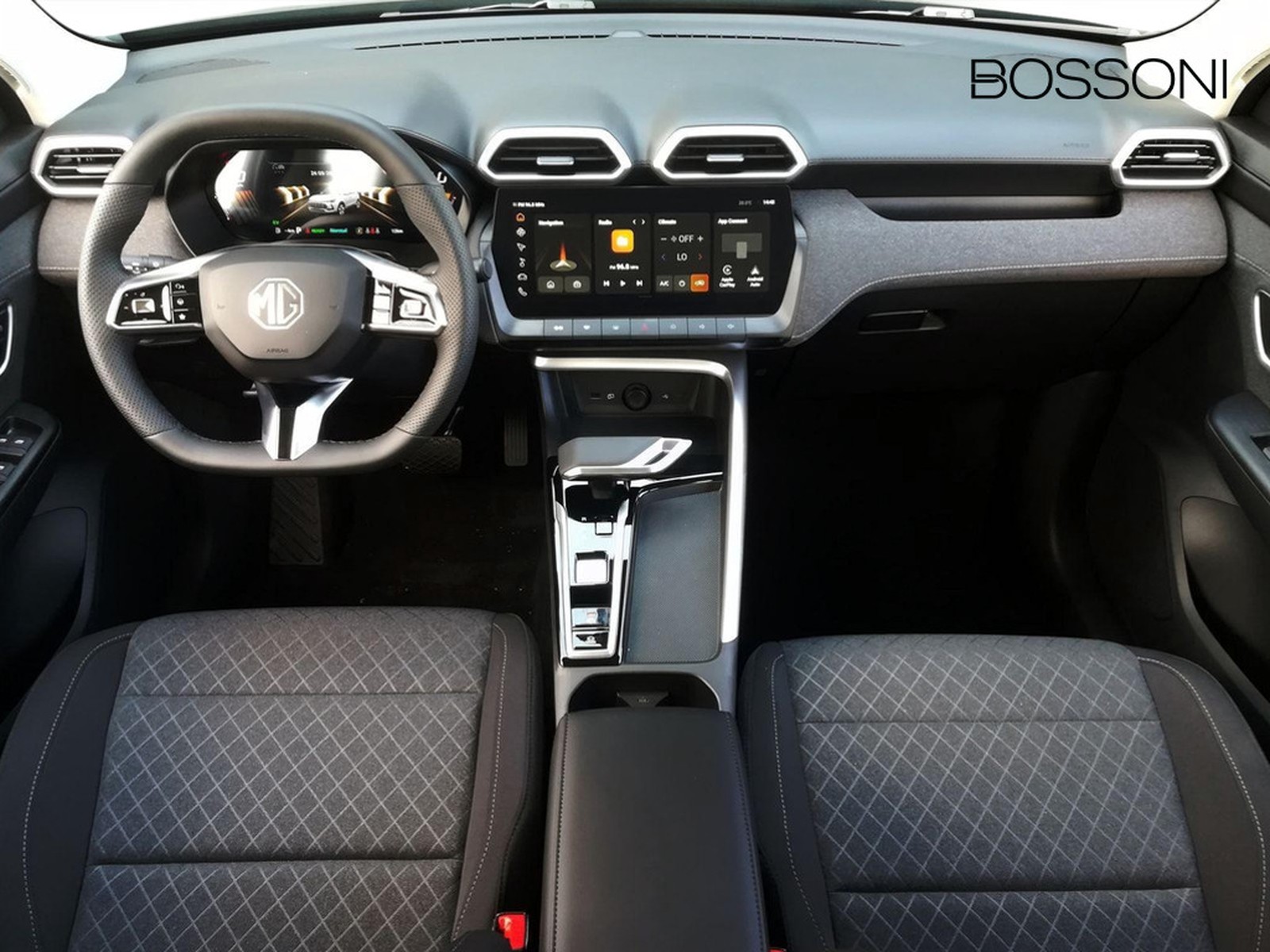 6 - Mg ZS 1.5 hybrid+ comfort auto