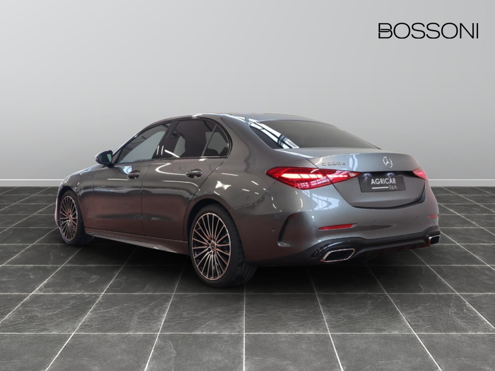 5 - Mercedes Classe C berlina 220 d mild hybrid 200cv amg line advanced 9g-tronic