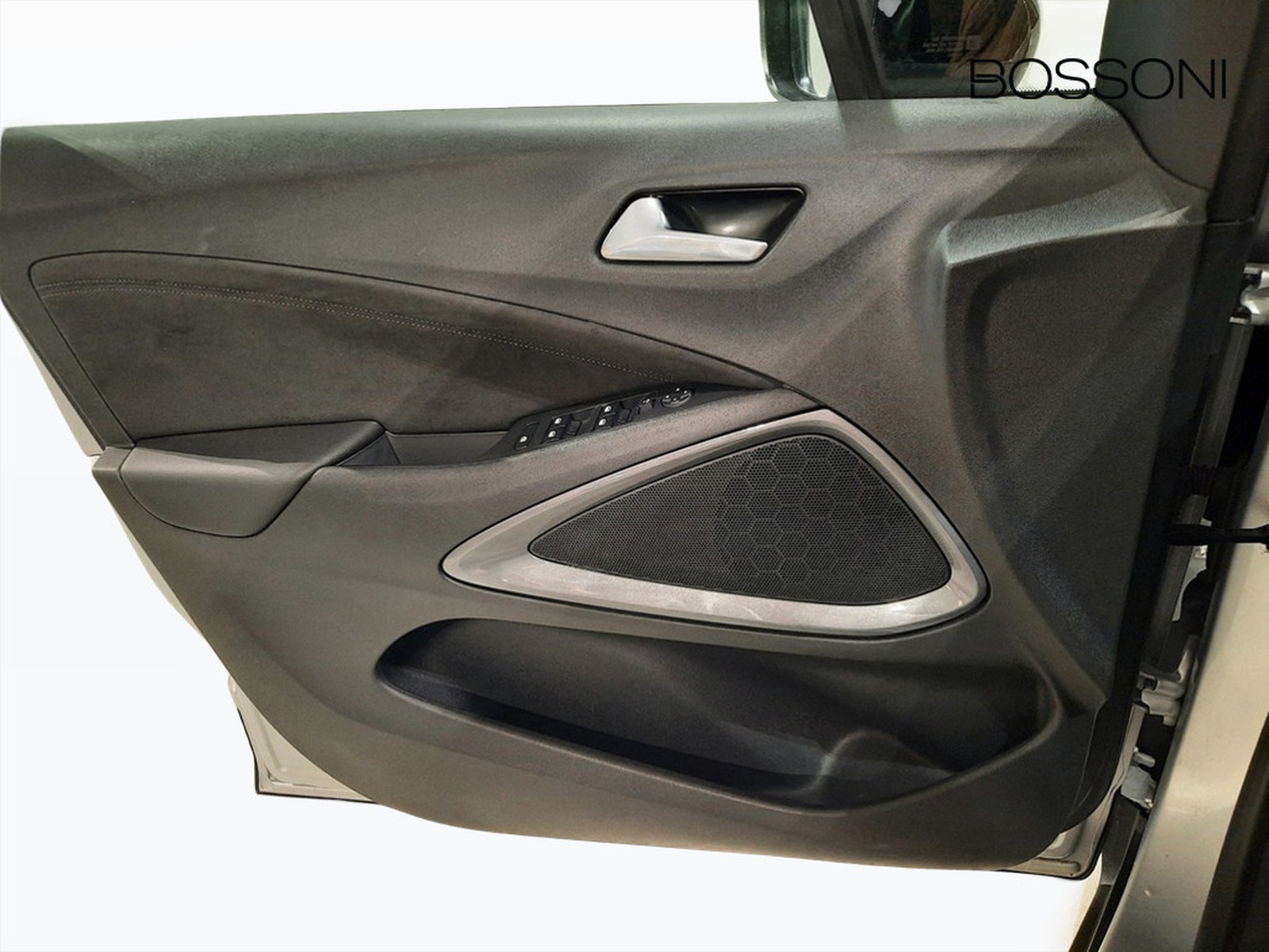 22 - Opel Crossland 1.2 110cv ultimate s&s