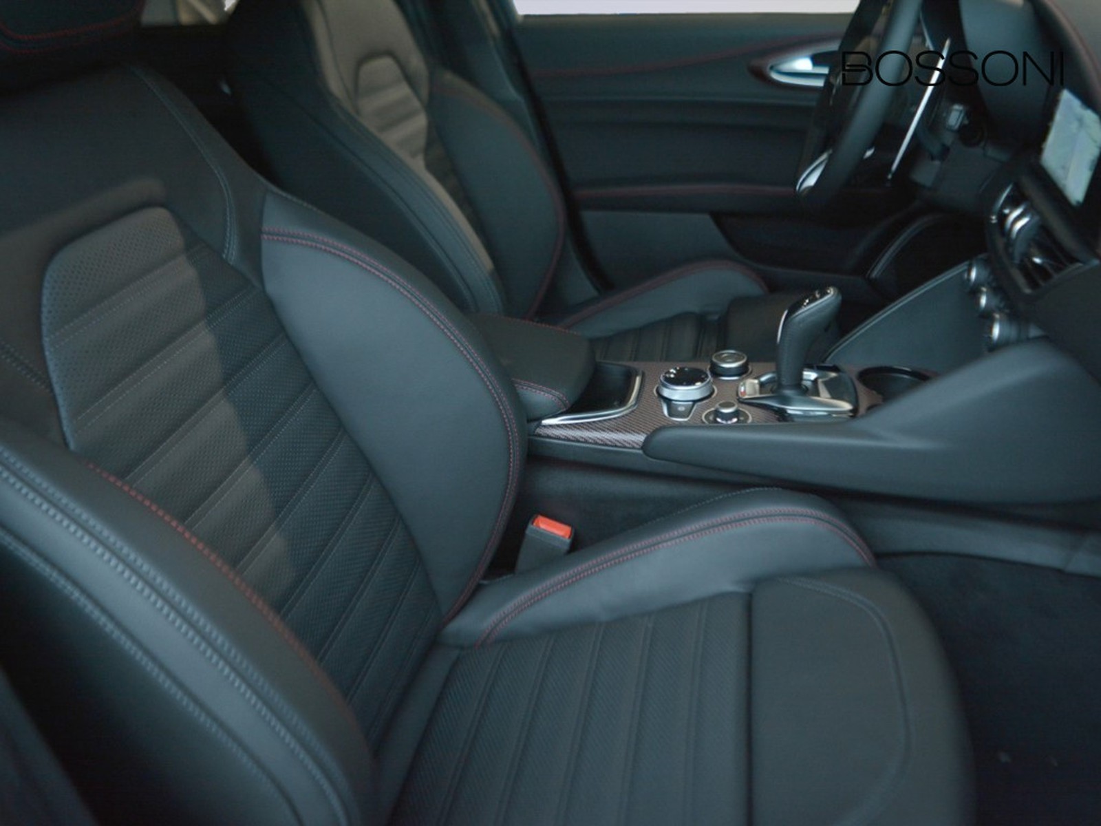 5 - Alfa Romeo Giulia 2.9 v6 520cv quadrifoglio super sport at8