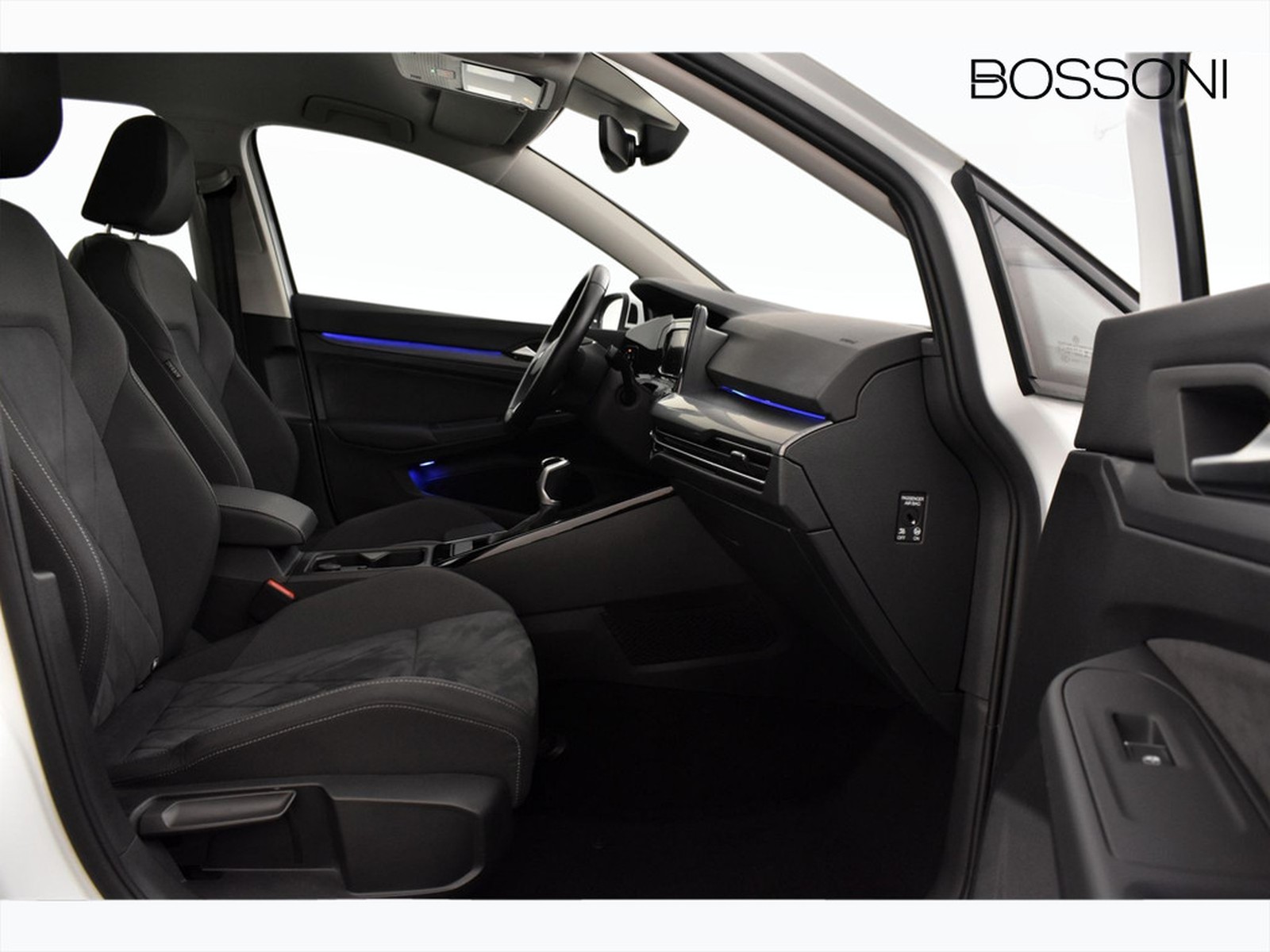 8 - Volkswagen Golf 2.0 tdi scr 115cv style