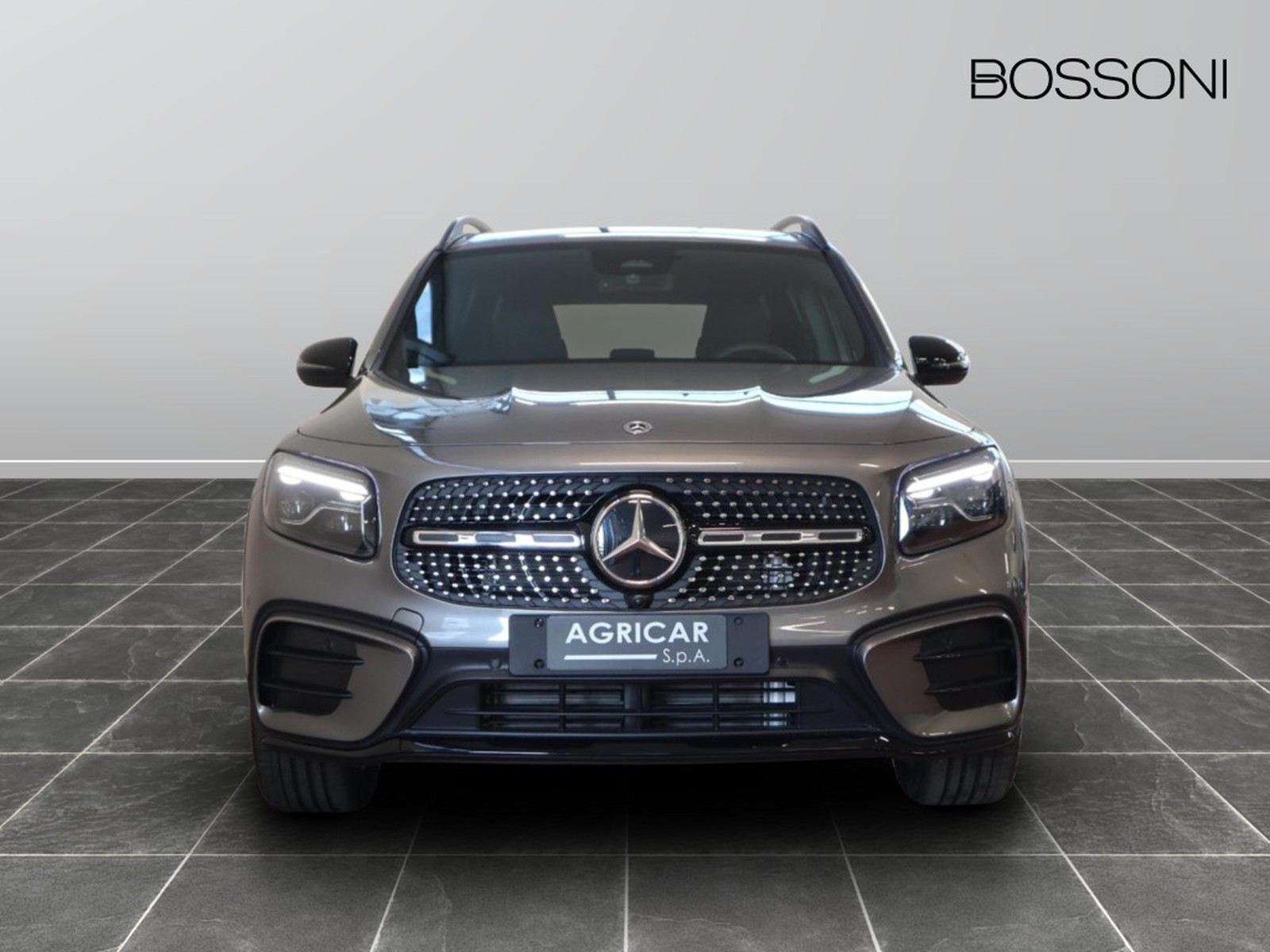 2 - Mercedes GLB 200 d amg line advanced plus 8g-dct