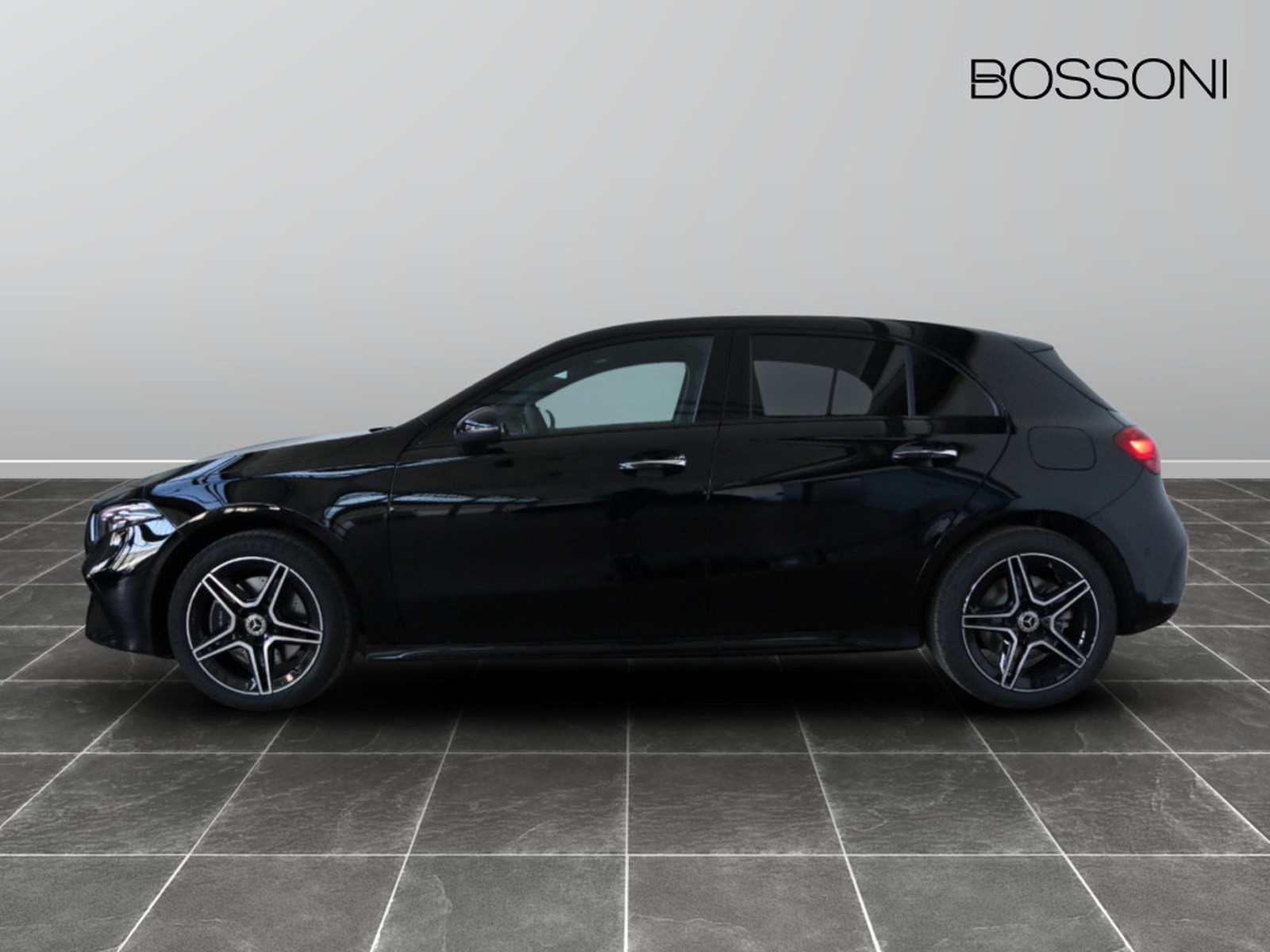 3 - Mercedes Classe A 250 e plug-in-hybrid amg line advanced plus speedshift dct amg 8g