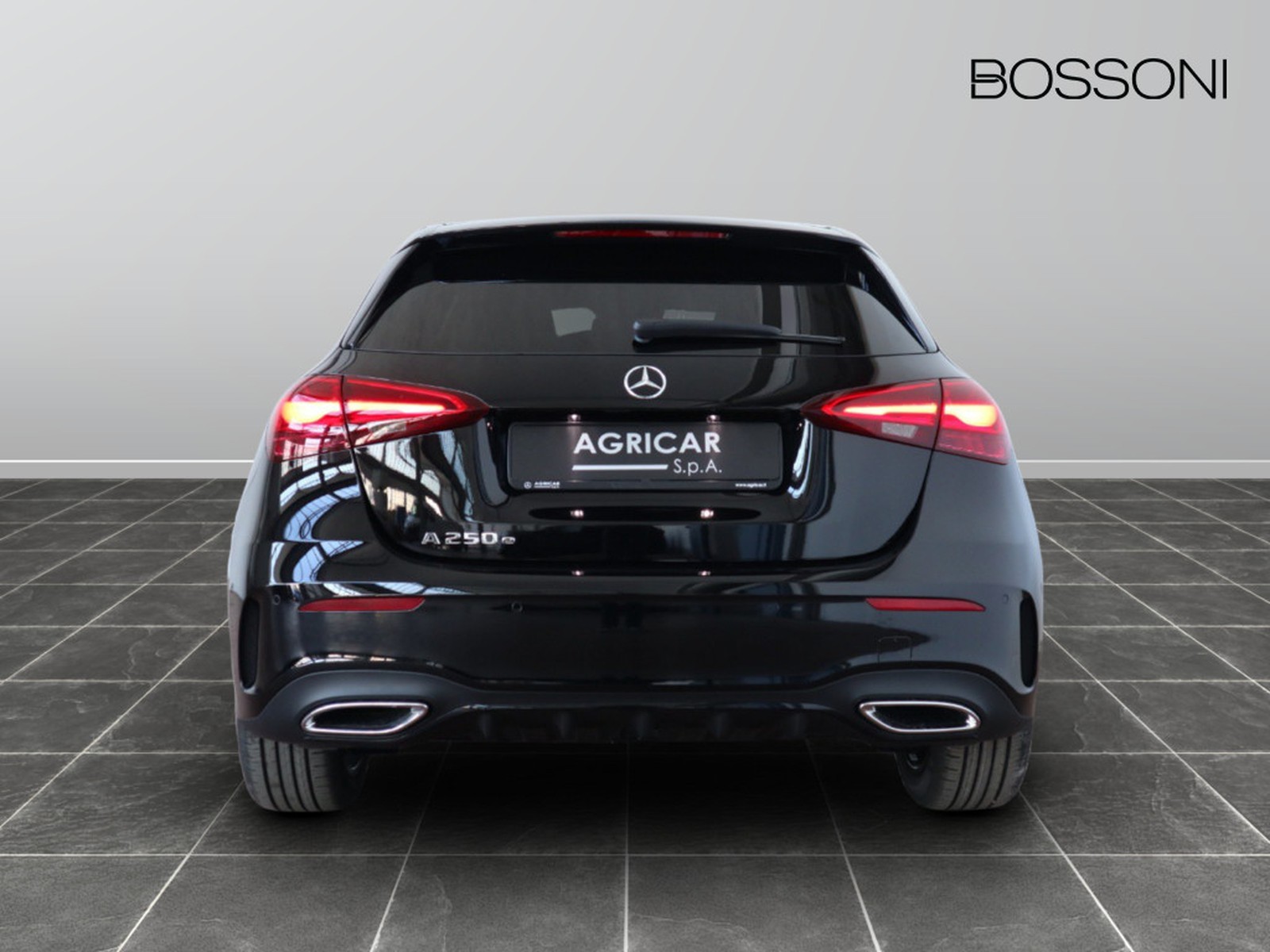 6 - Mercedes Classe A 250 e plug-in-hybrid amg line advanced plus speedshift dct amg 8g