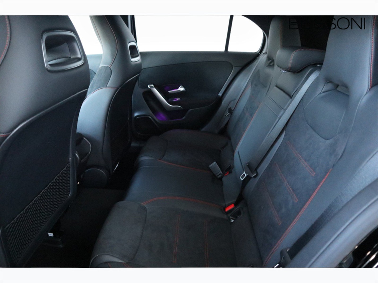 8 - Mercedes Classe A 250 e plug-in-hybrid amg line advanced plus speedshift dct amg 8g