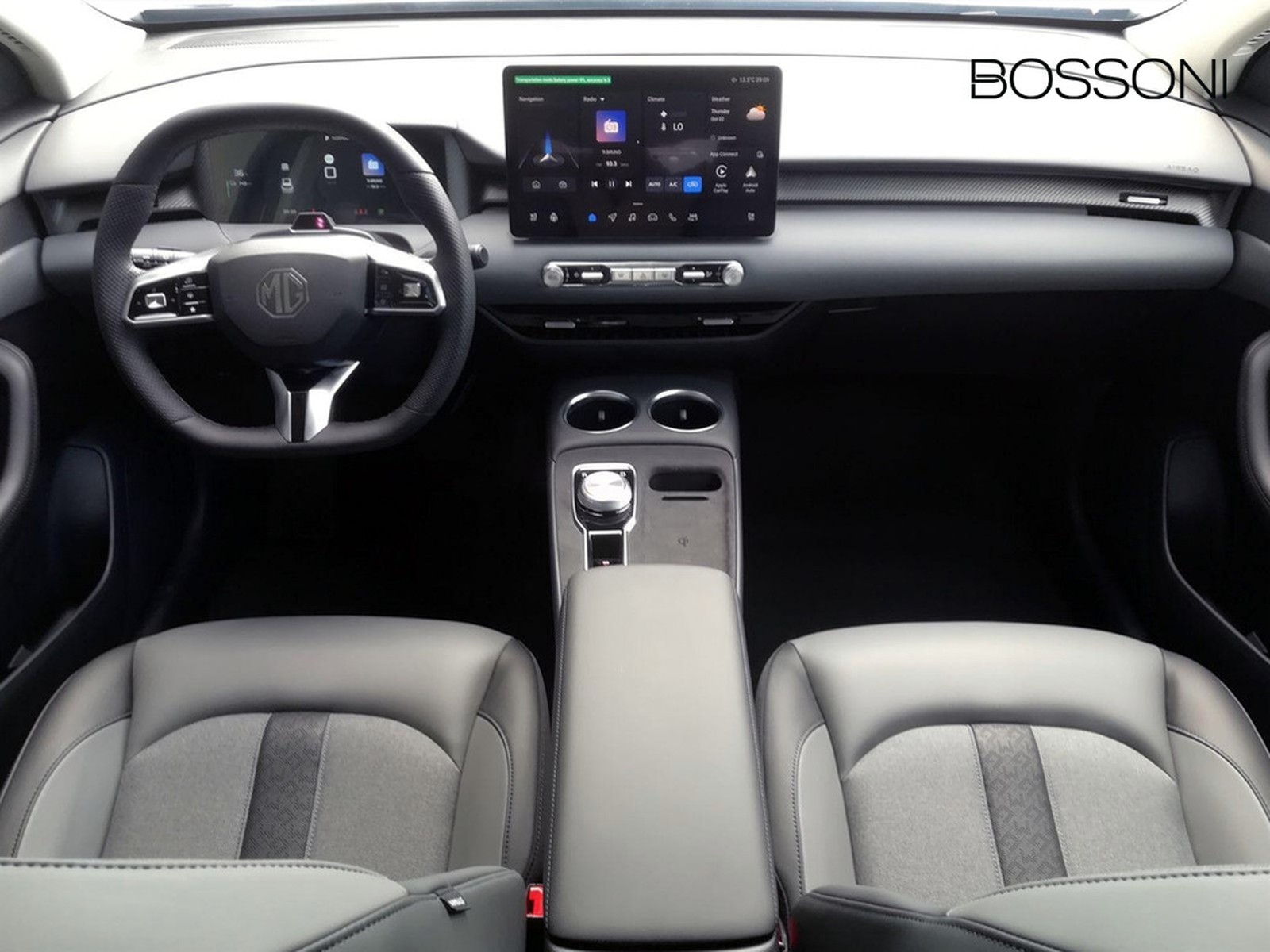 8 - Mg MGS5 EV ev luxury 64