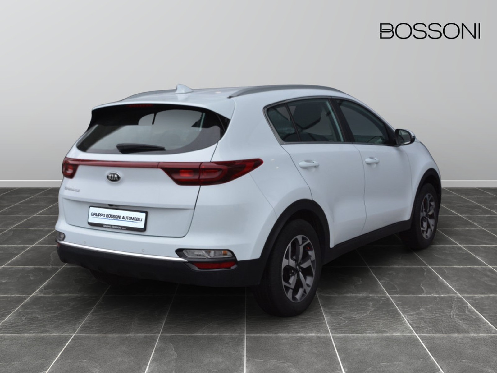 3 - Kia Sportage 1.6 crdi 115cv business class 2wd