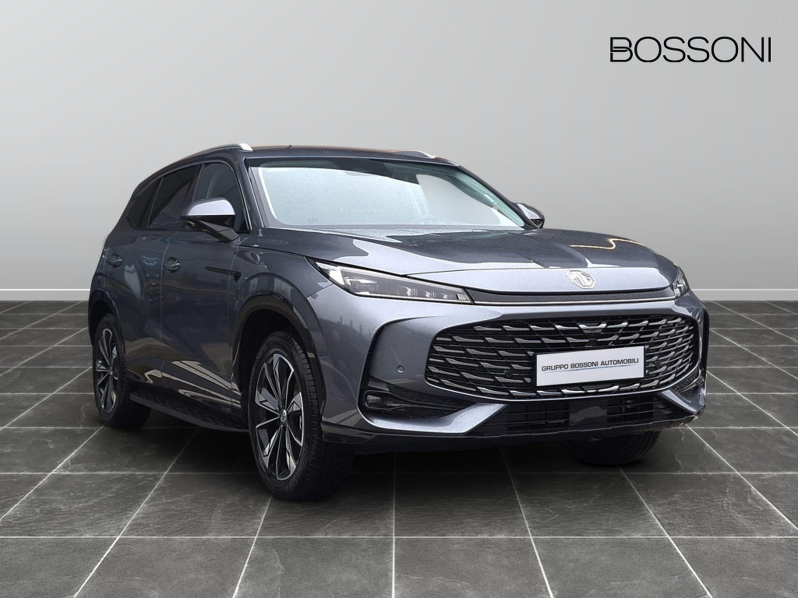 3 - Mg HS 1.5 phev luxury auto