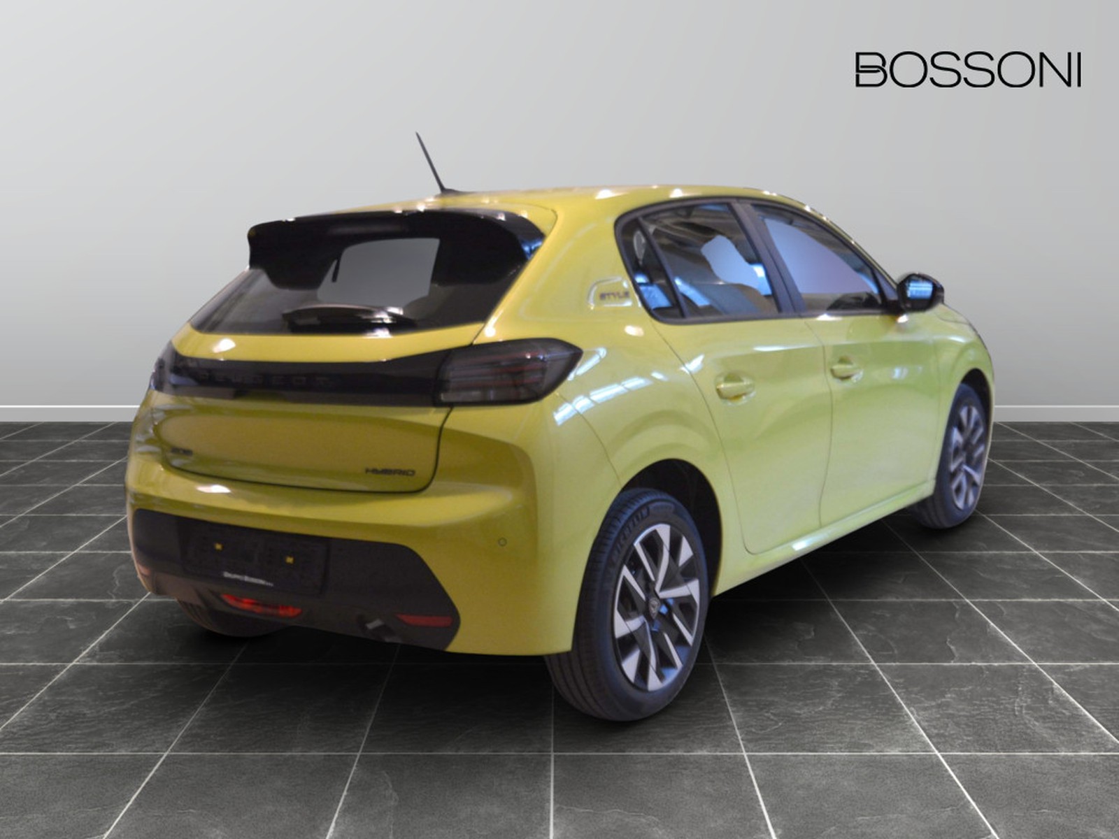 3 - Peugeot 208 1.2 hybrid 48v 110cv style e-dcs6