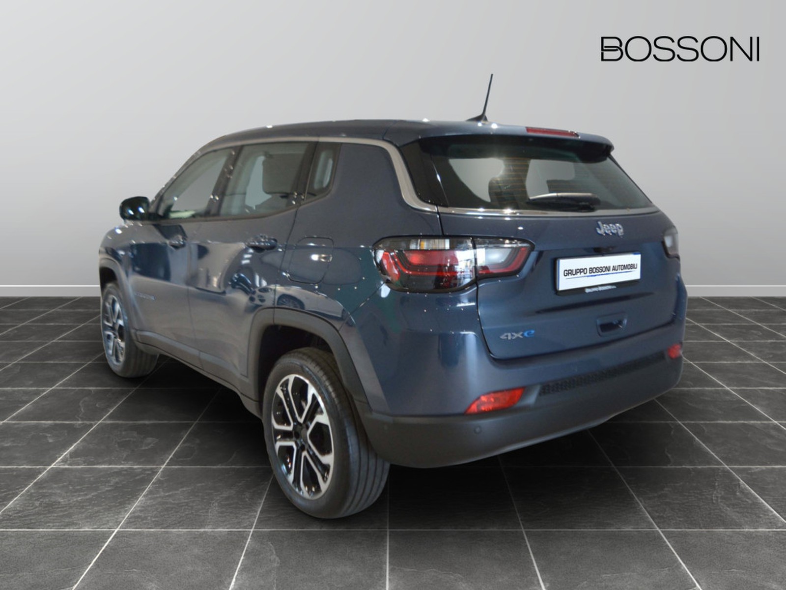 3 - Jeep Compass 1.3 turbo t4 phev altitude 4xe at6