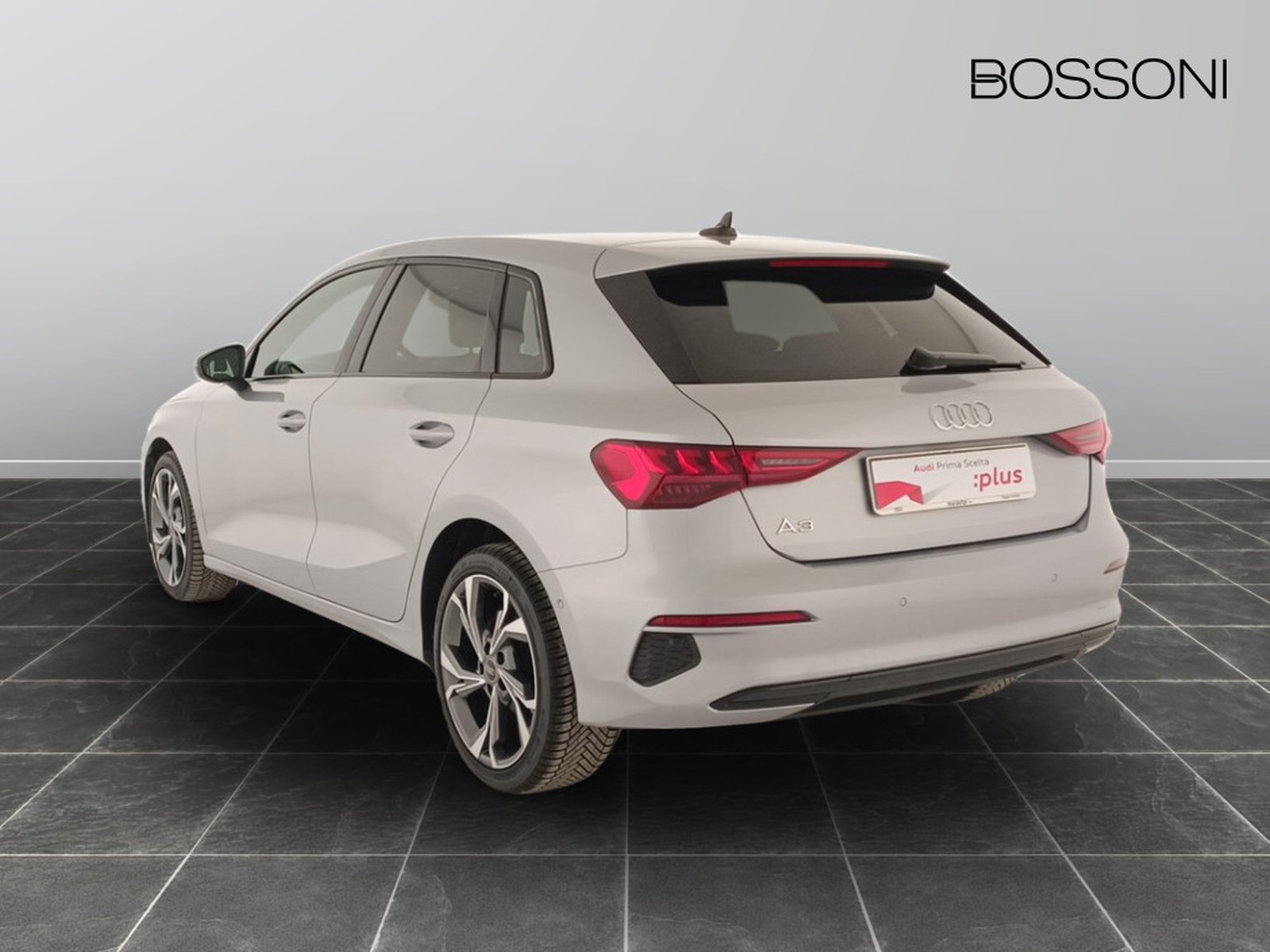 4 - Audi A3 sportback 30 2.0 tdi business advanced s tronic