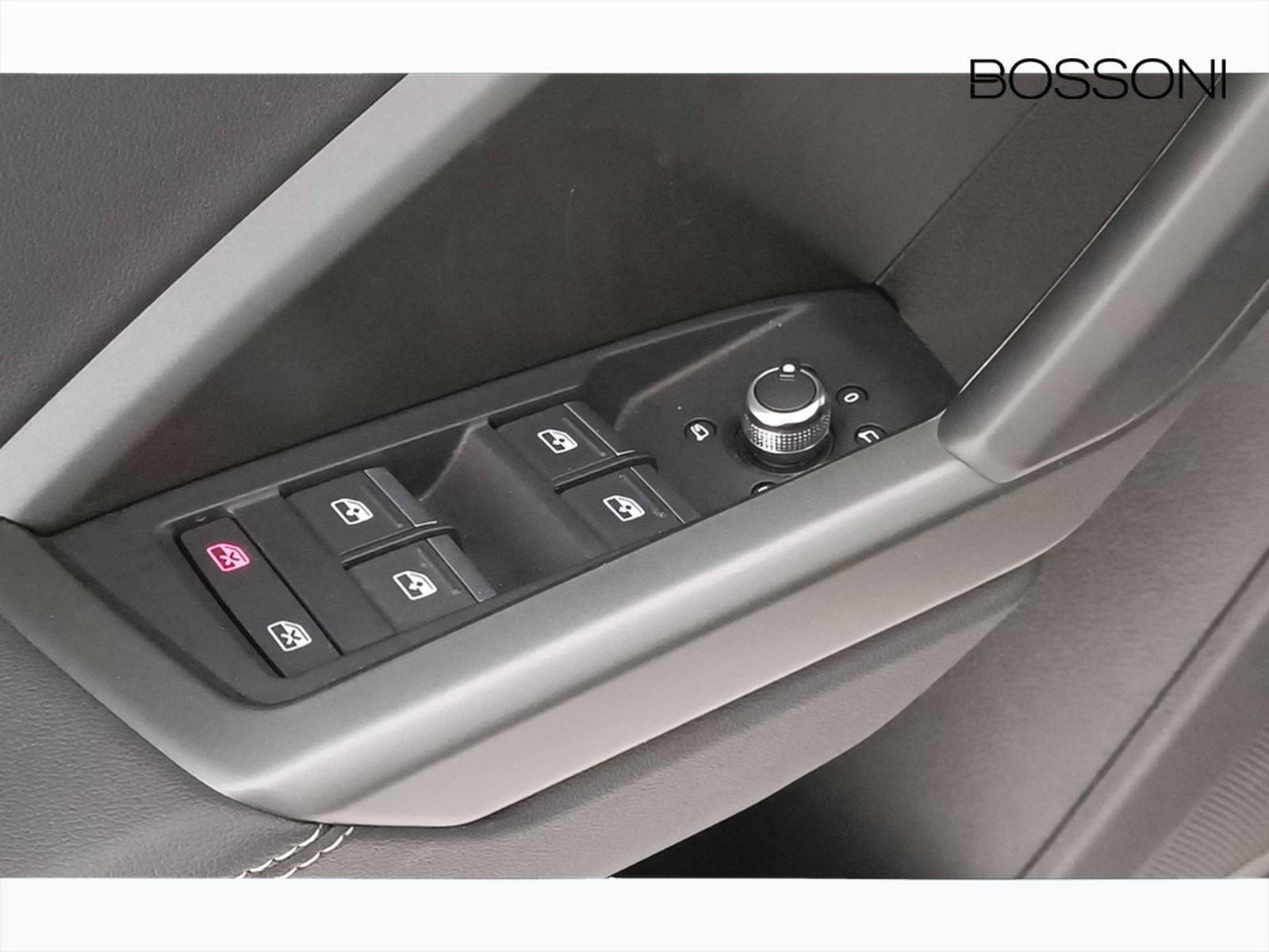 22 - Audi Q3 35 2.0 tdi s line edition s tronic