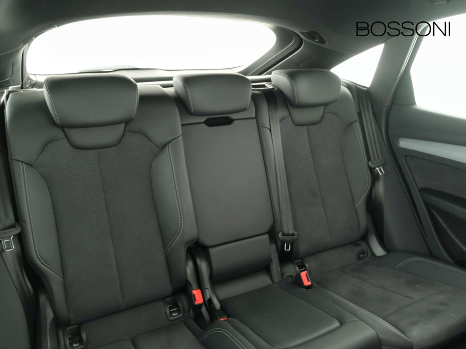 35 - Audi Q5 sportback 40 2.0 tdi mhev 12v s line quattro s tronic