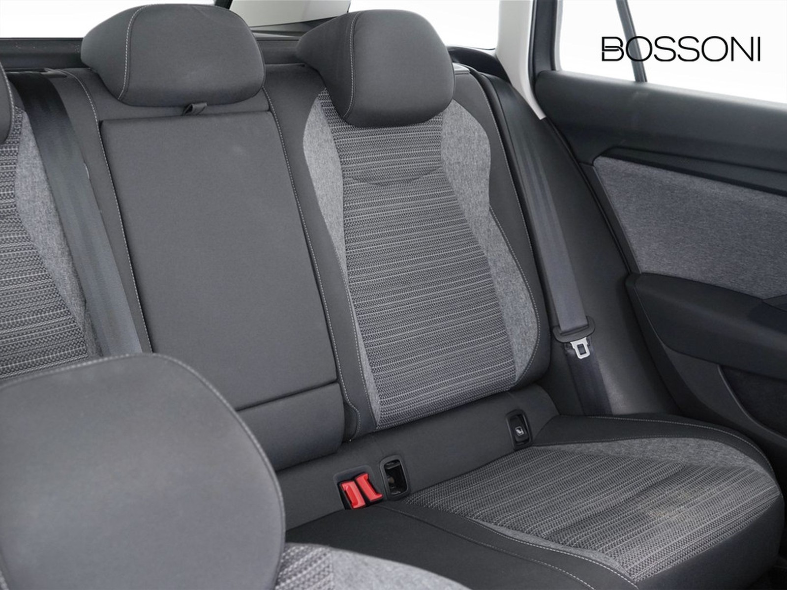 22 - Skoda Superb wagon 2.0 tdi evo 150cv selection dsg