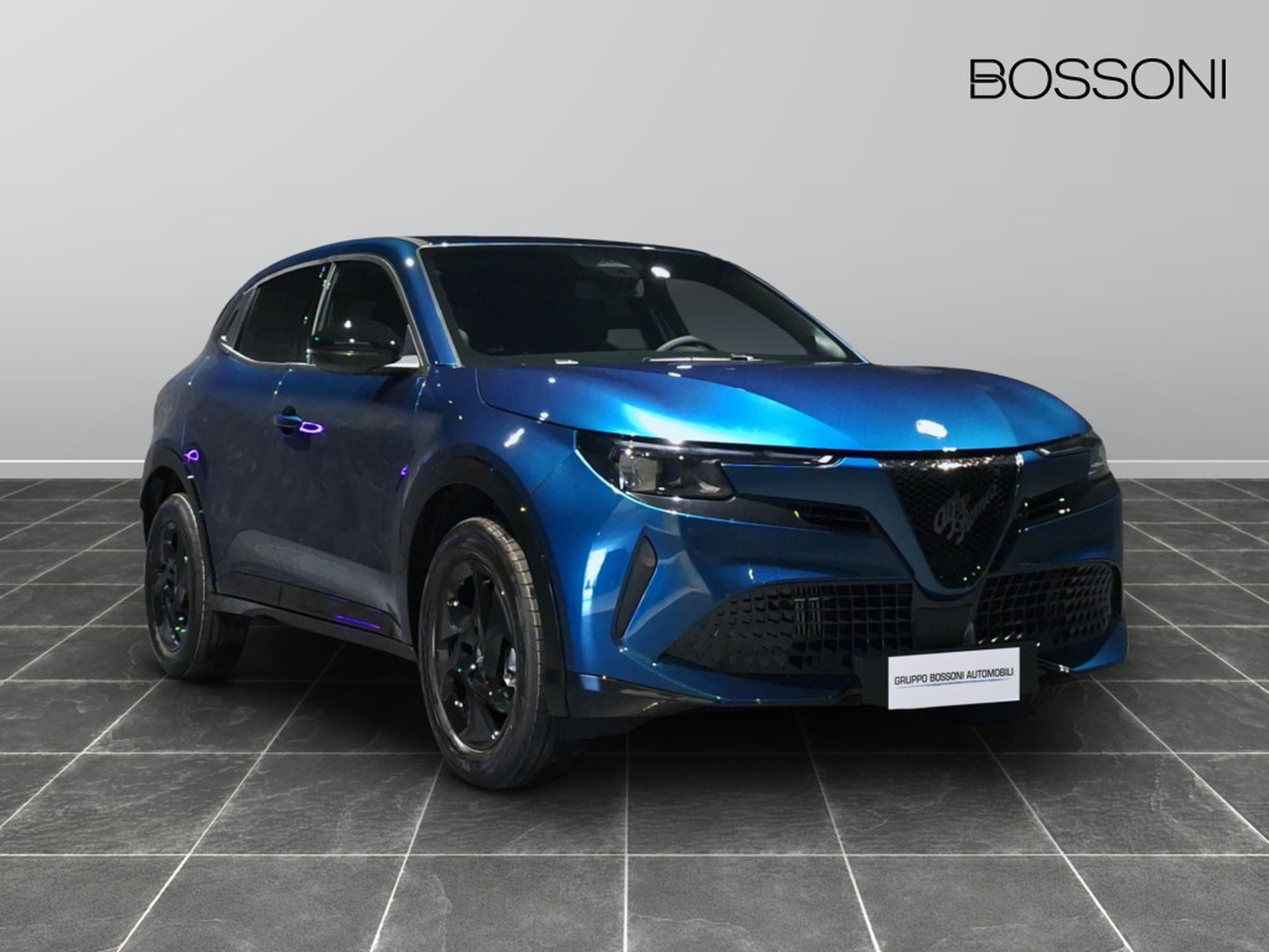 3 - Alfa Romeo Junior 1.2 hybrid 145cv ibrida edct6